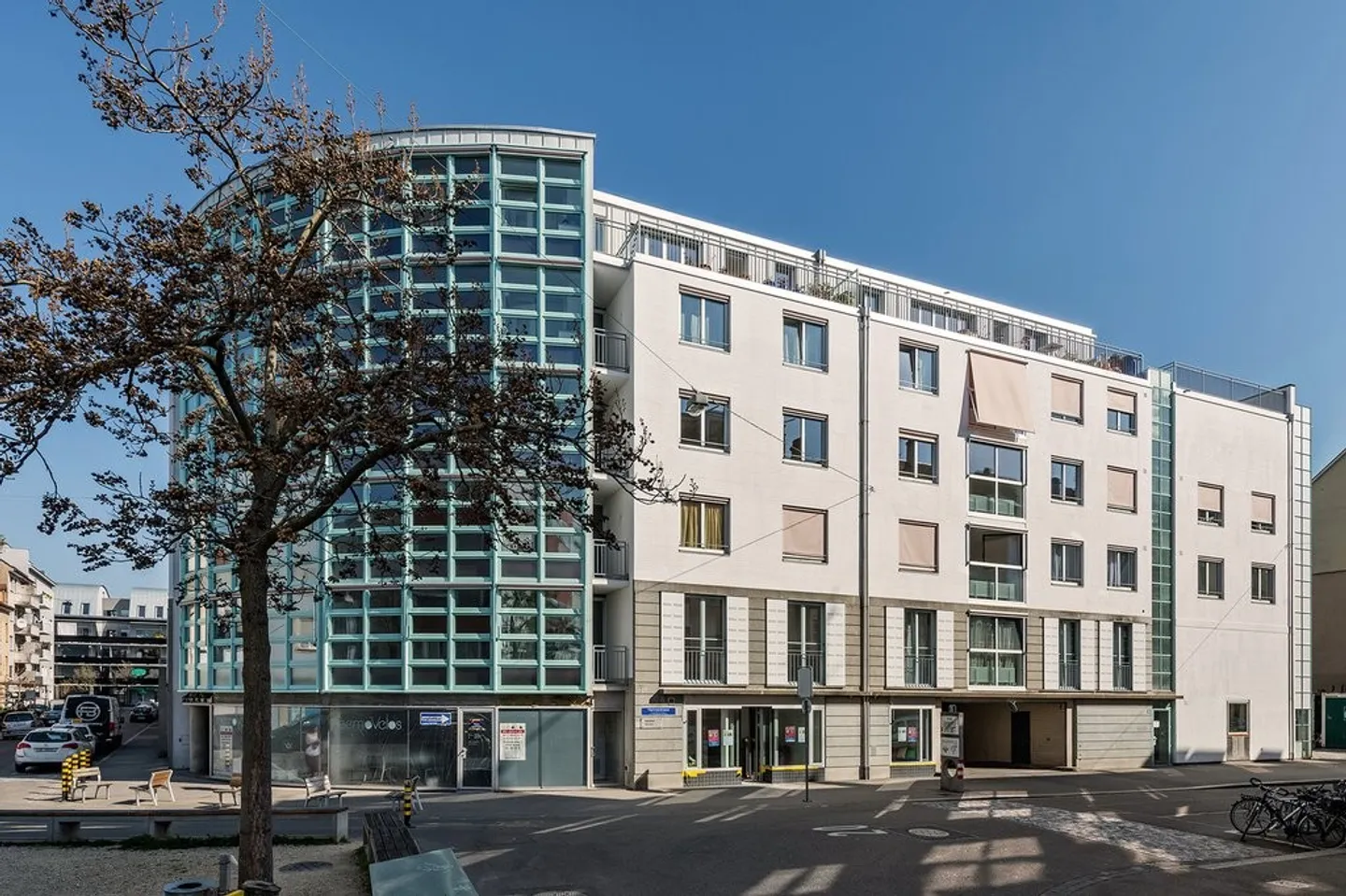 Atelier rénové à louer - Photo 1 sur 1