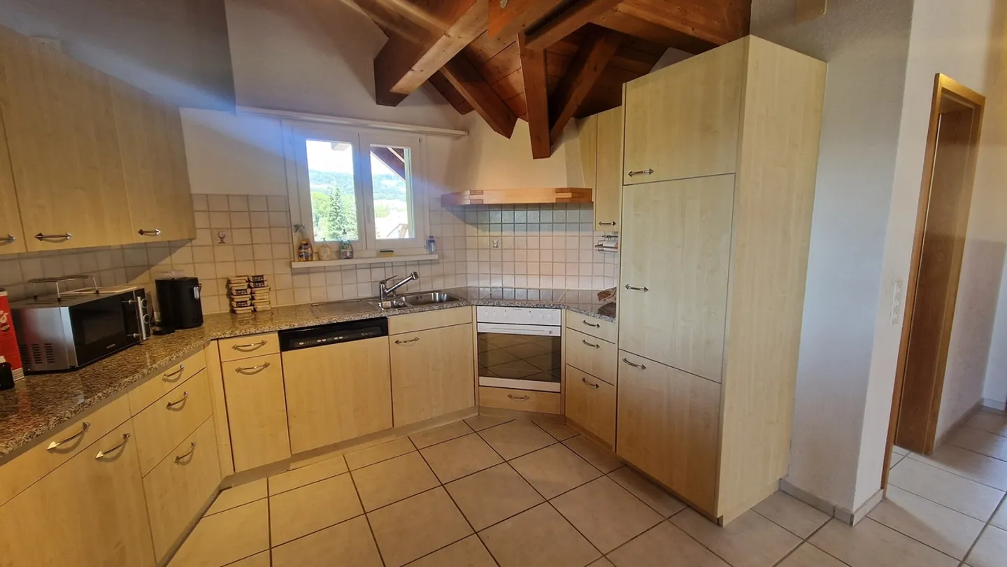 Accogliente appartamento mansardato di 3,5 locali a Rupperswil AG - Foto 2 di 8