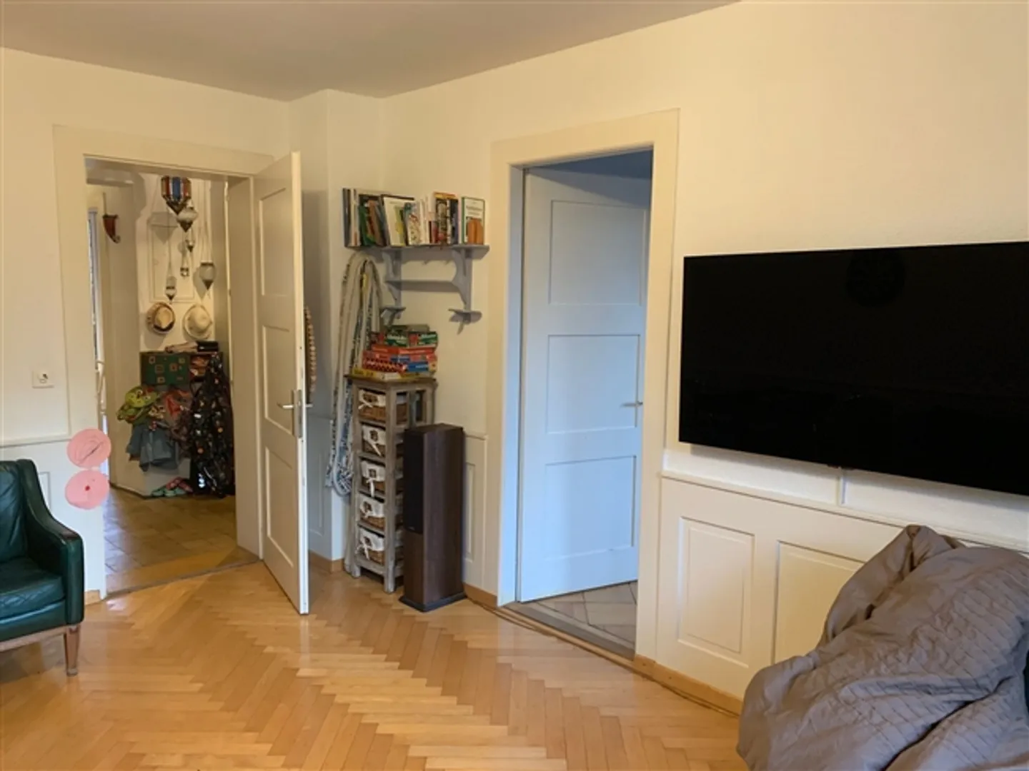 APPARTAMENTO 3 LOCALI A ZURIGO - DISTRETTO 3, ARREDATO, TEMPORANEO - Foto 2 di 8