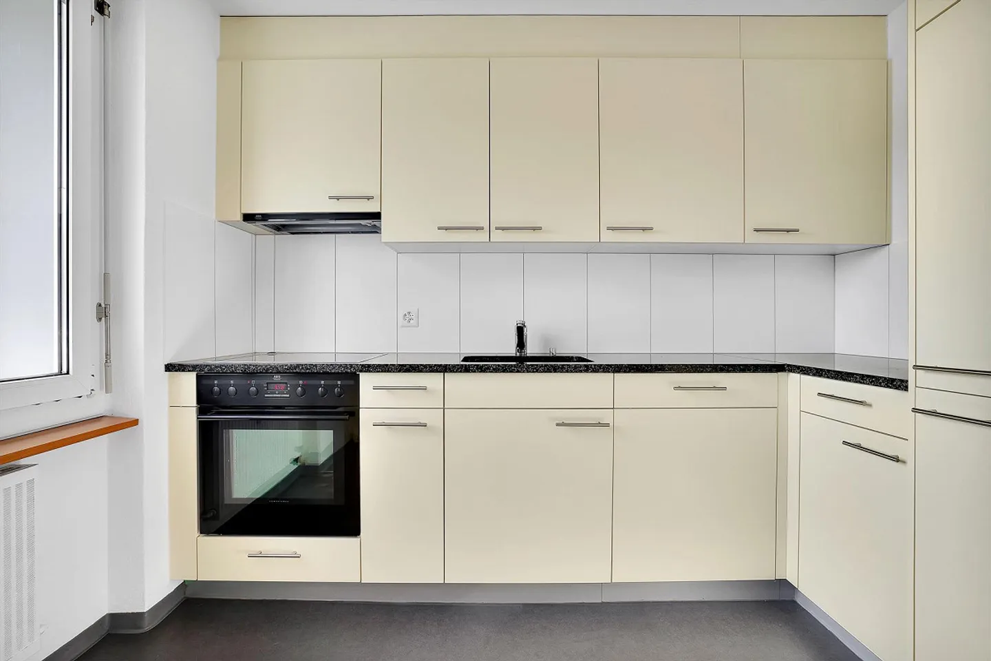 2-room apartment in a quiet residential area - Photo 1 of 6