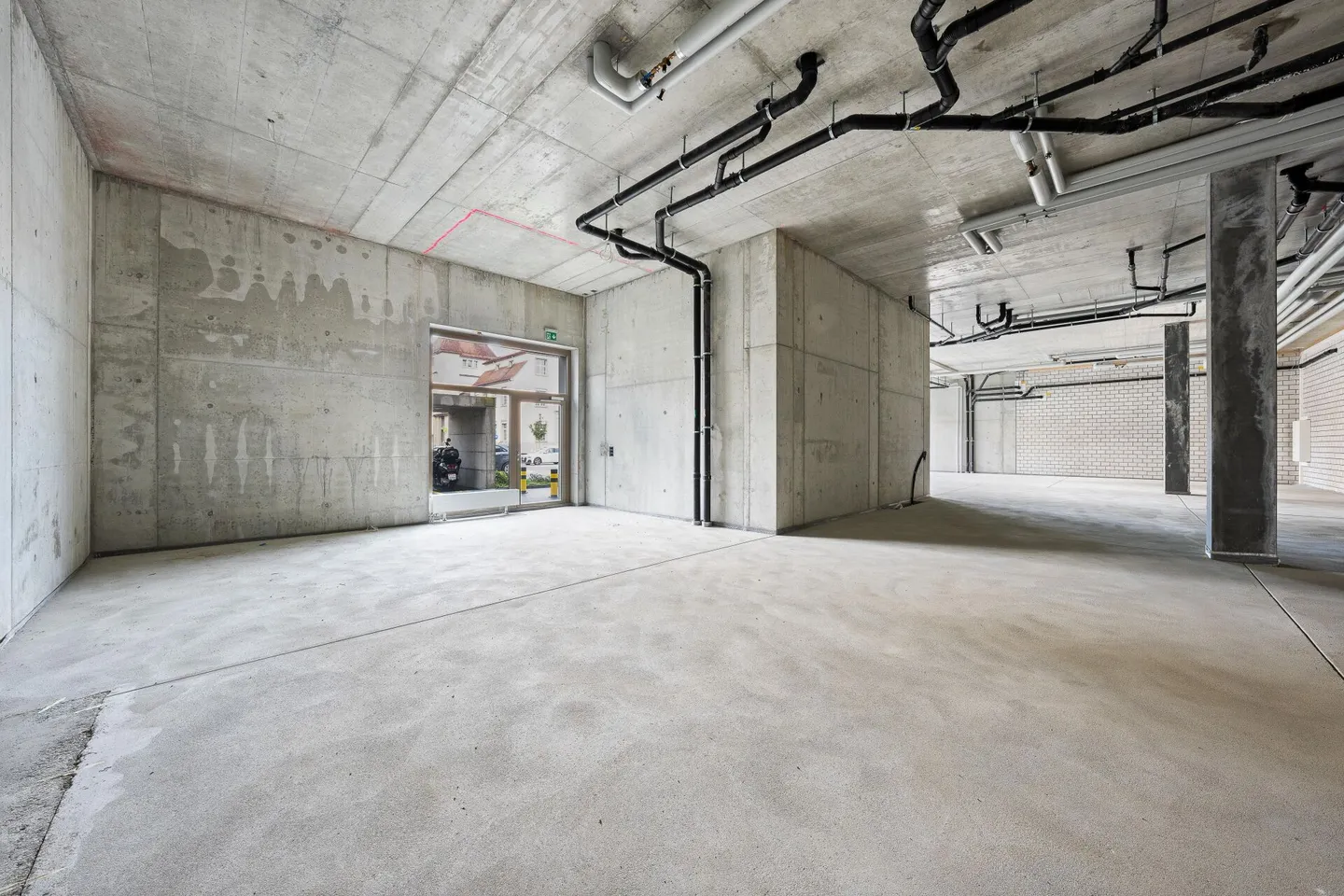 Spazio commerciale e di produzione attraente in affitto a Horn! - Foto 7 di 9