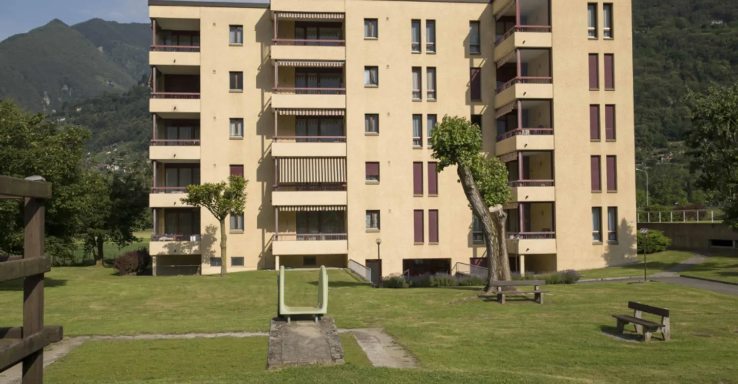 Spacious 2.5-room apartment, first net rent offered! - Photo 1 of 4