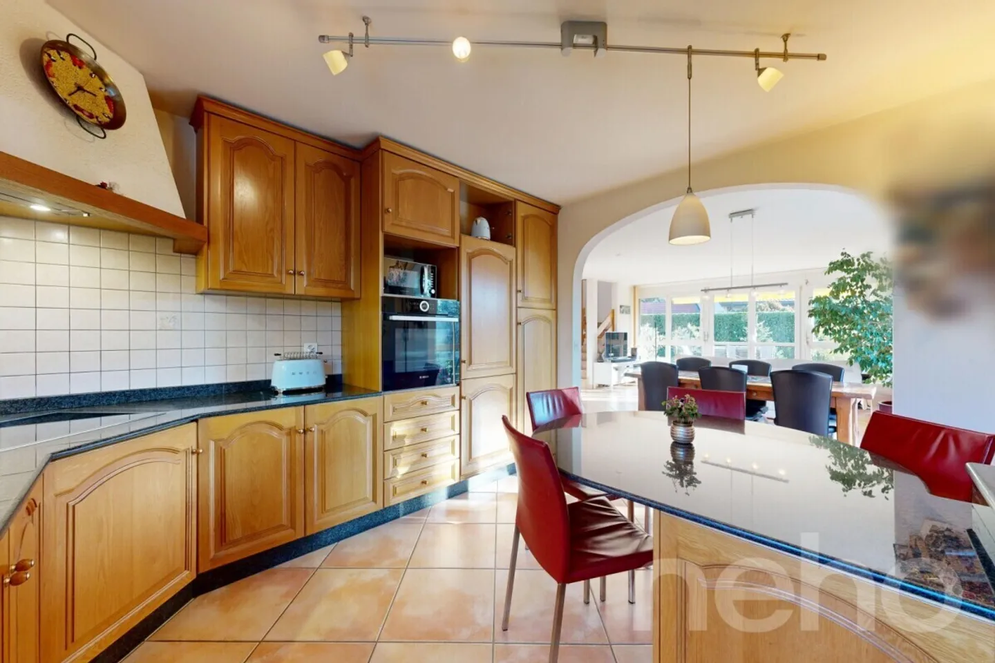 Incantevole villa bifamiliare con giardino stupendo e studio indipendente - Foto 3 di 12