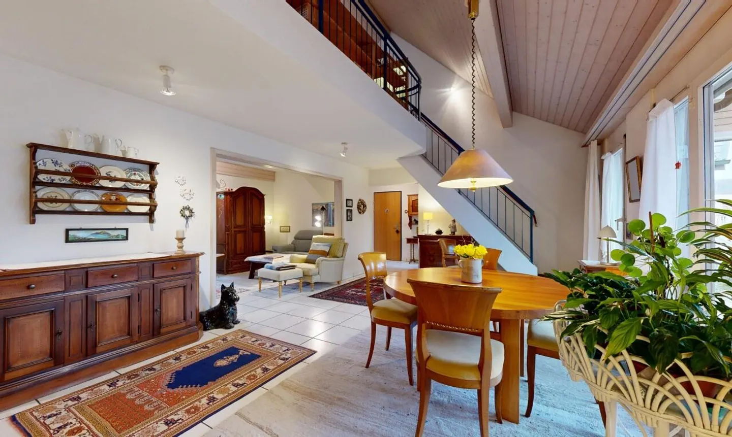 Exclusive Attic Maisonette with Terrace - Photo 3 of 13