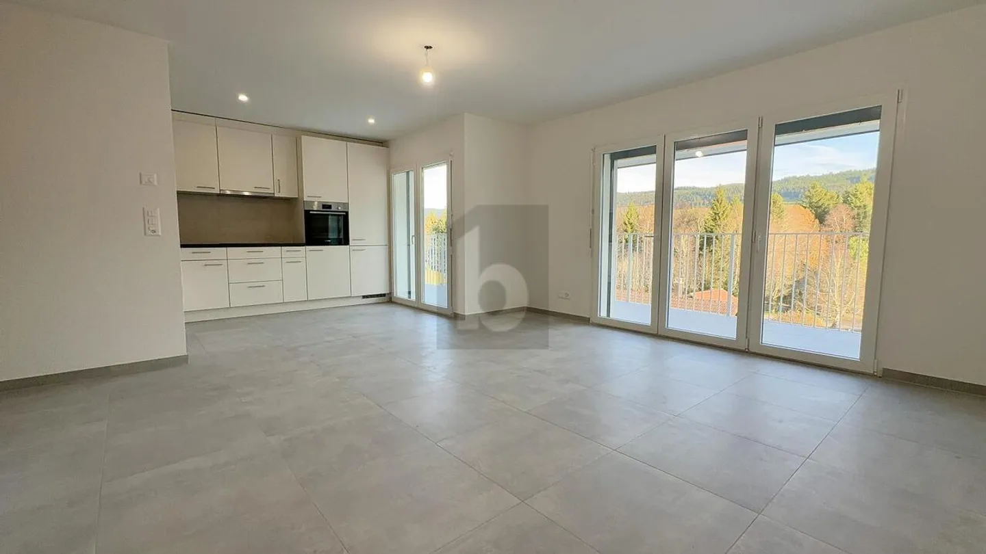 NEW AND IDEALLY LOCATED WITH 18M2 BALCONY - Photo 1 of 6