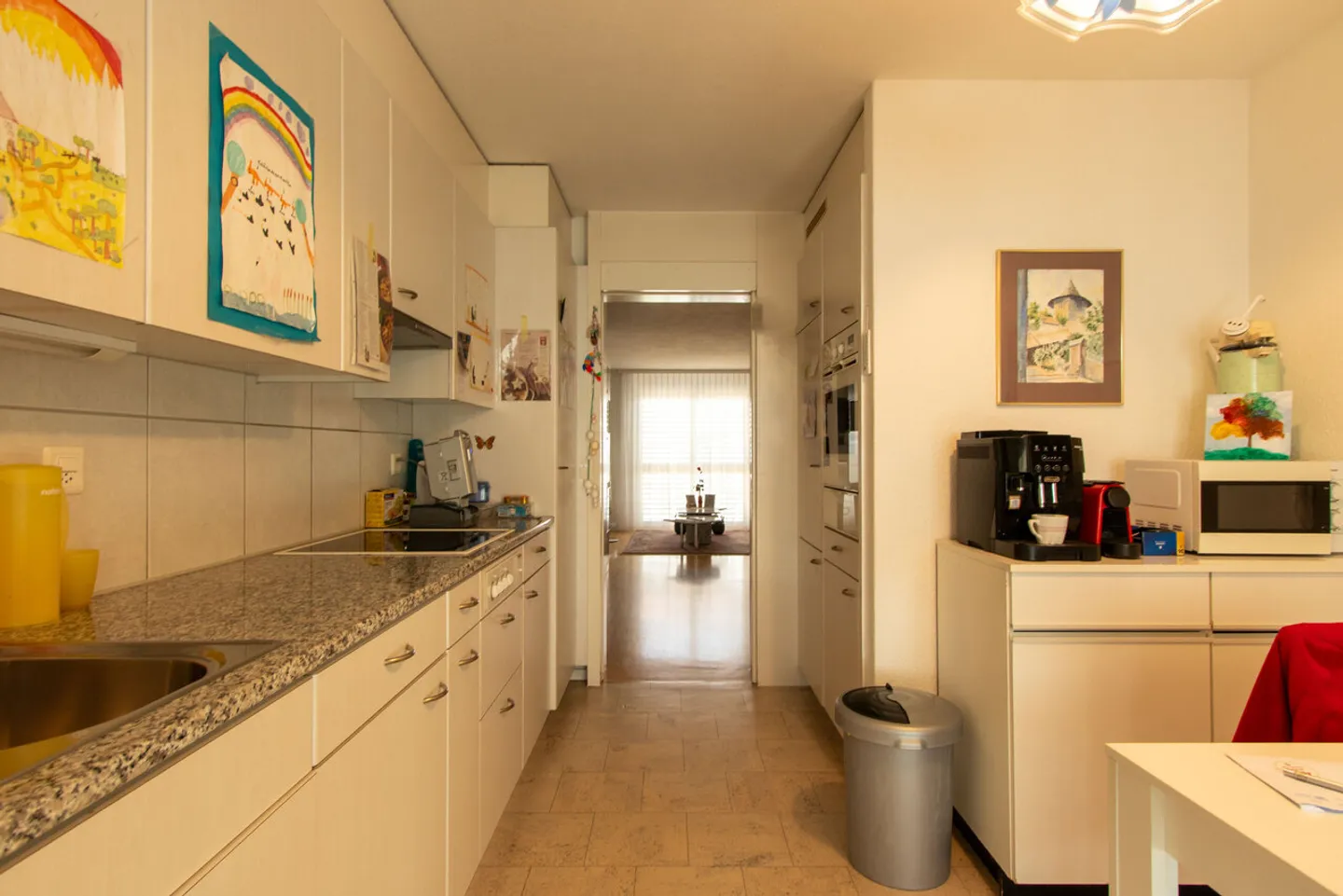Attractive 3.5-room apartment with balcony, lift & parking space - Photo 9 of 13