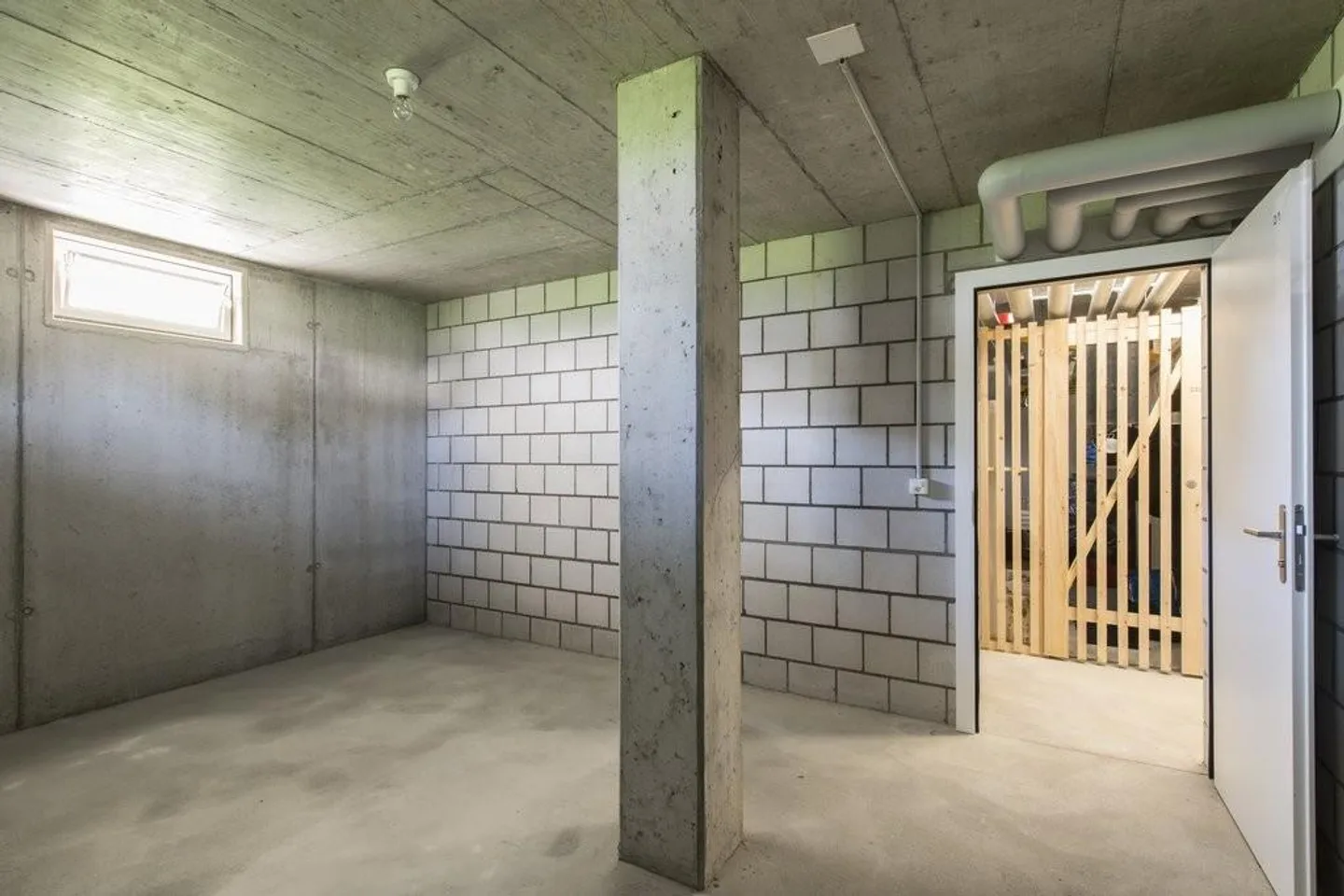 Salle de bricolage à Aarberg - Photo 3 sur 3