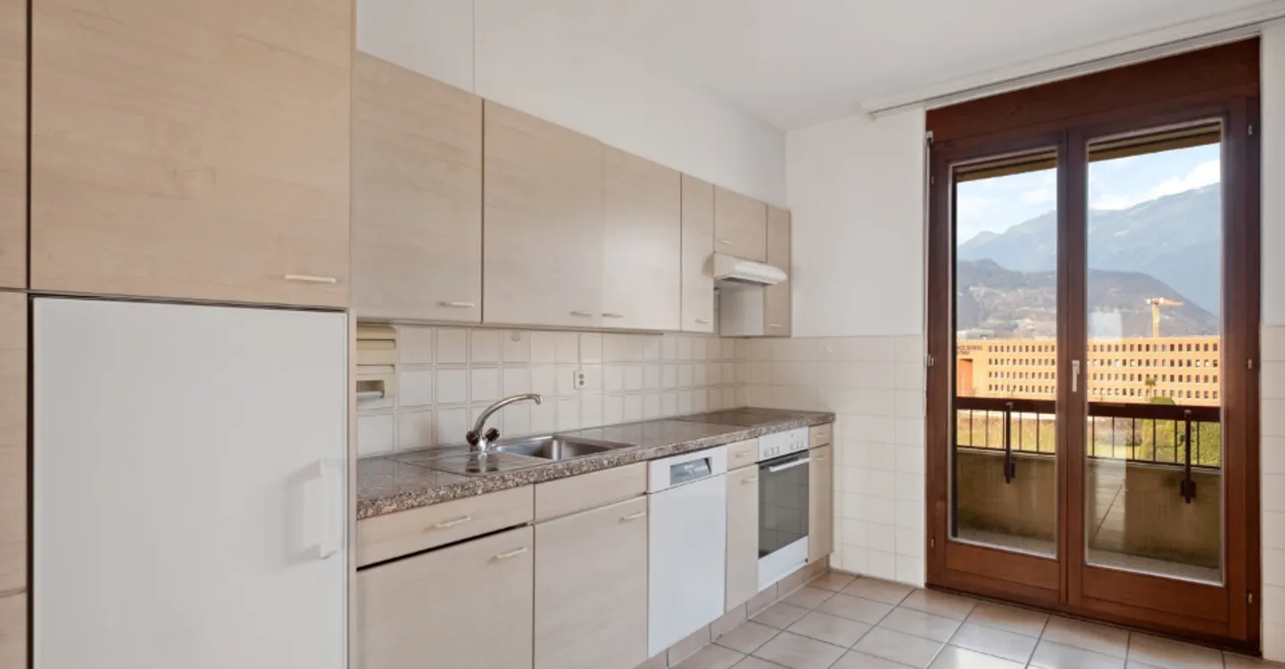 4,5-Zimmer-Wohnung, erste Nettomiete angeboten! - Foto 3 von 9