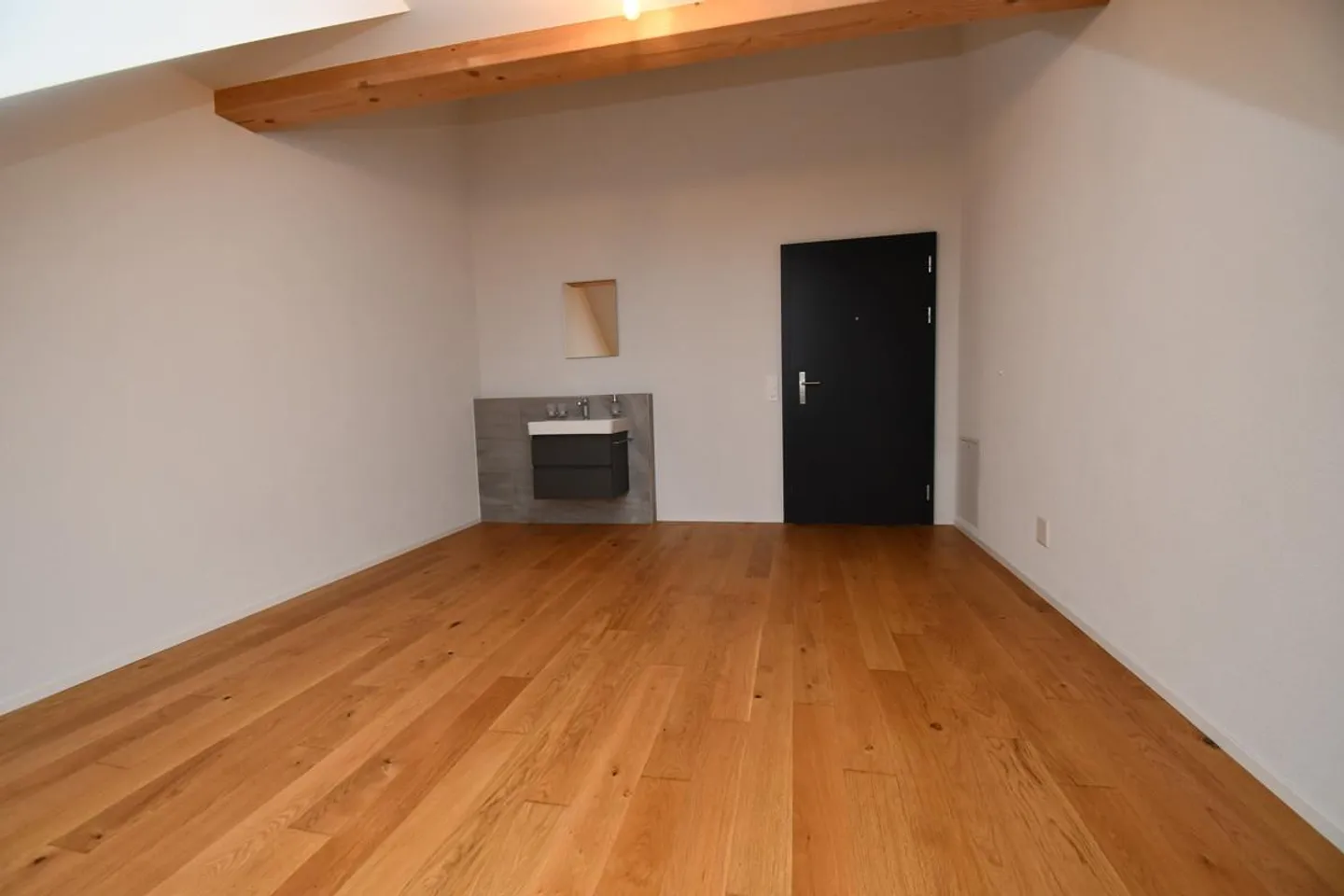 Moderne Mansarden zu vermieten - Foto 2 von 2