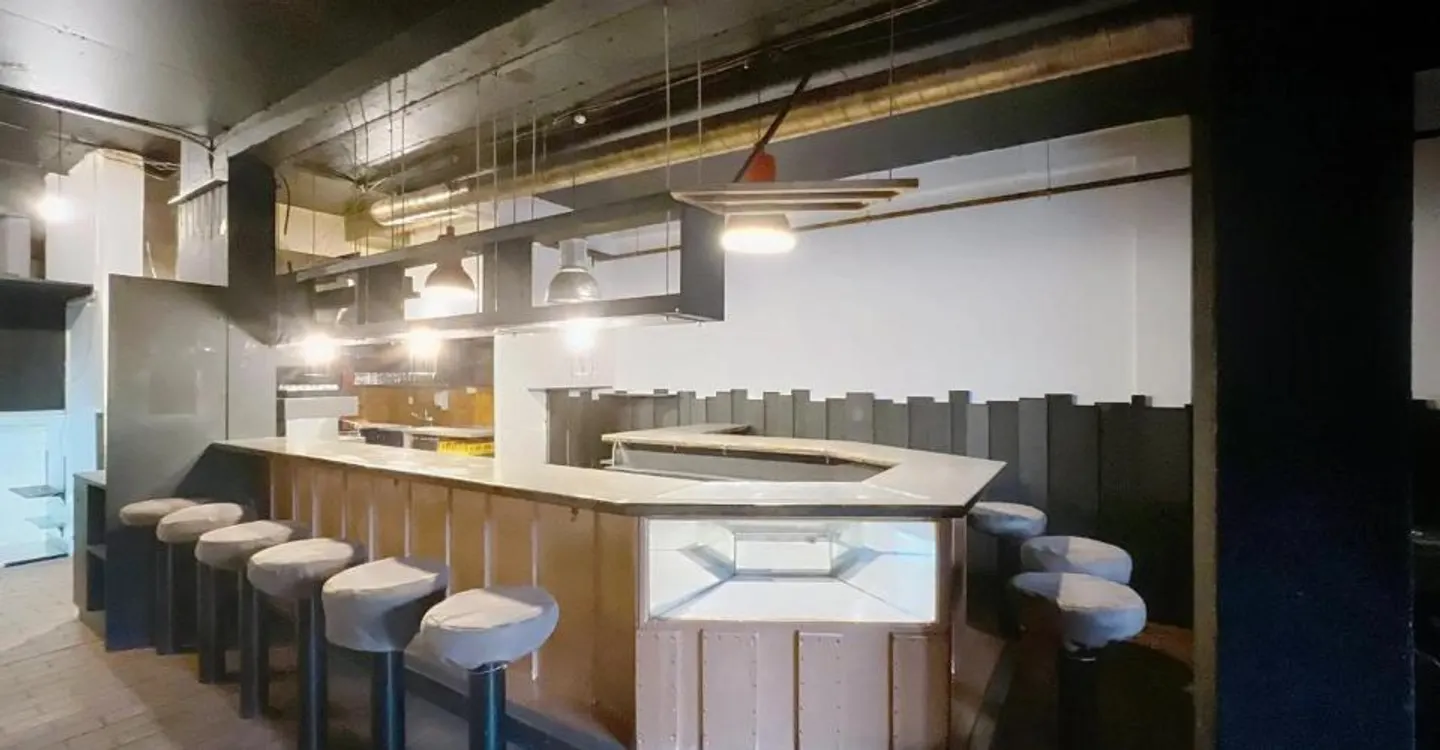 Commercial space - restaurant benefiting from a magnificent location - Photo 5 of 9