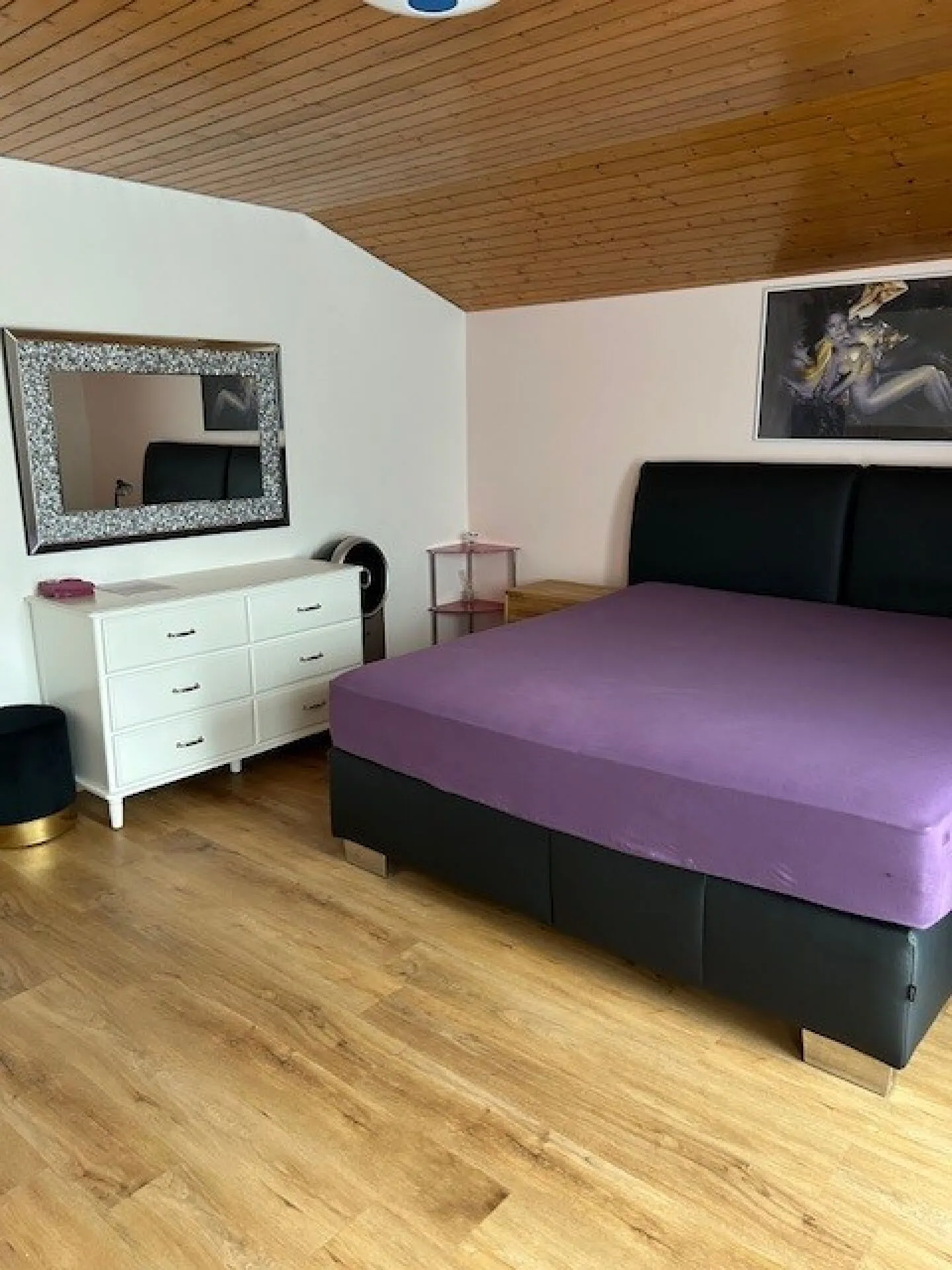 Appartamento luminoso di 5,5 stanze in una posizione tranquilla - Foto 8 di 9