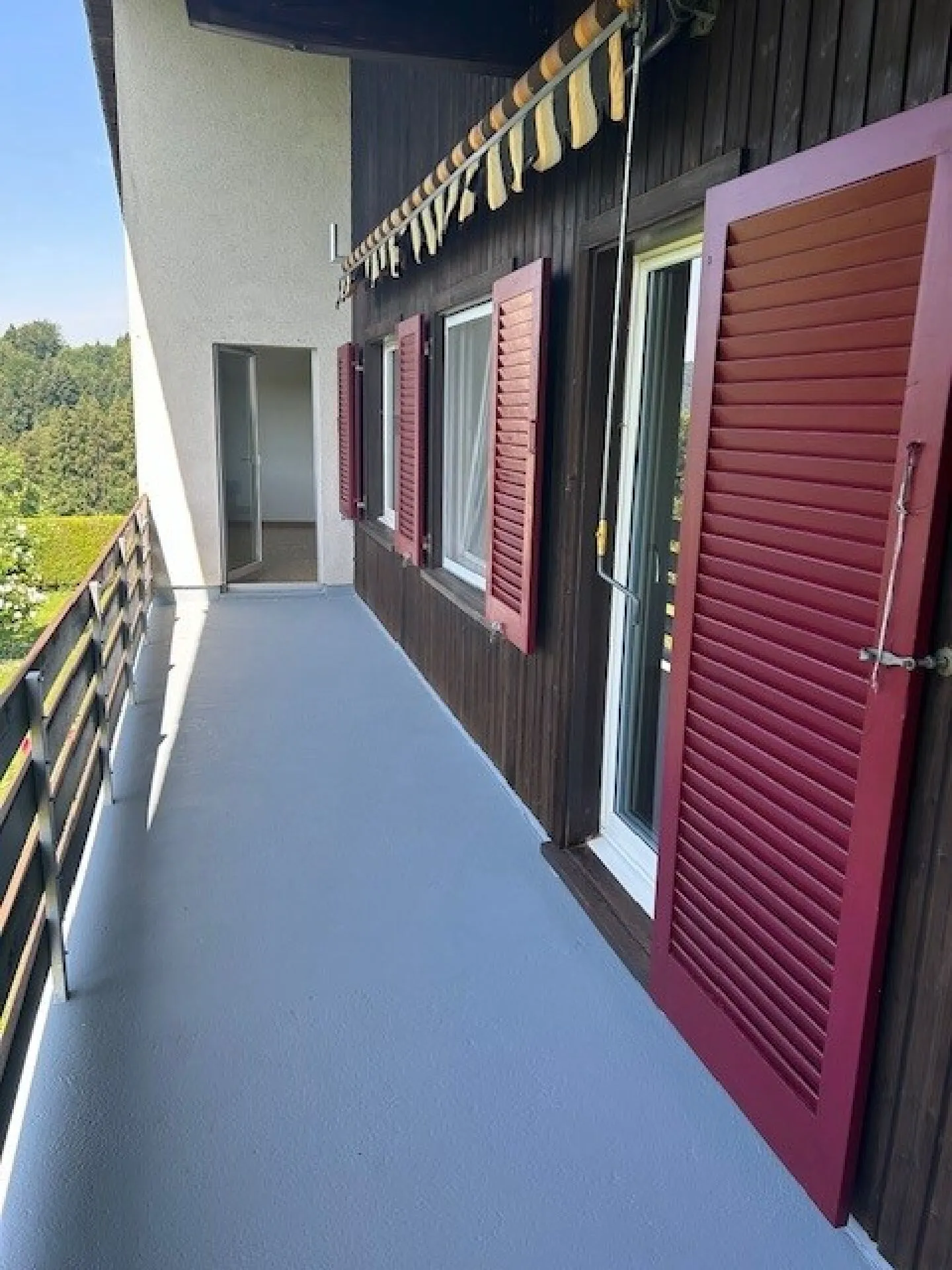 Appartamento luminoso di 5,5 stanze in una posizione tranquilla - Foto 9 di 9