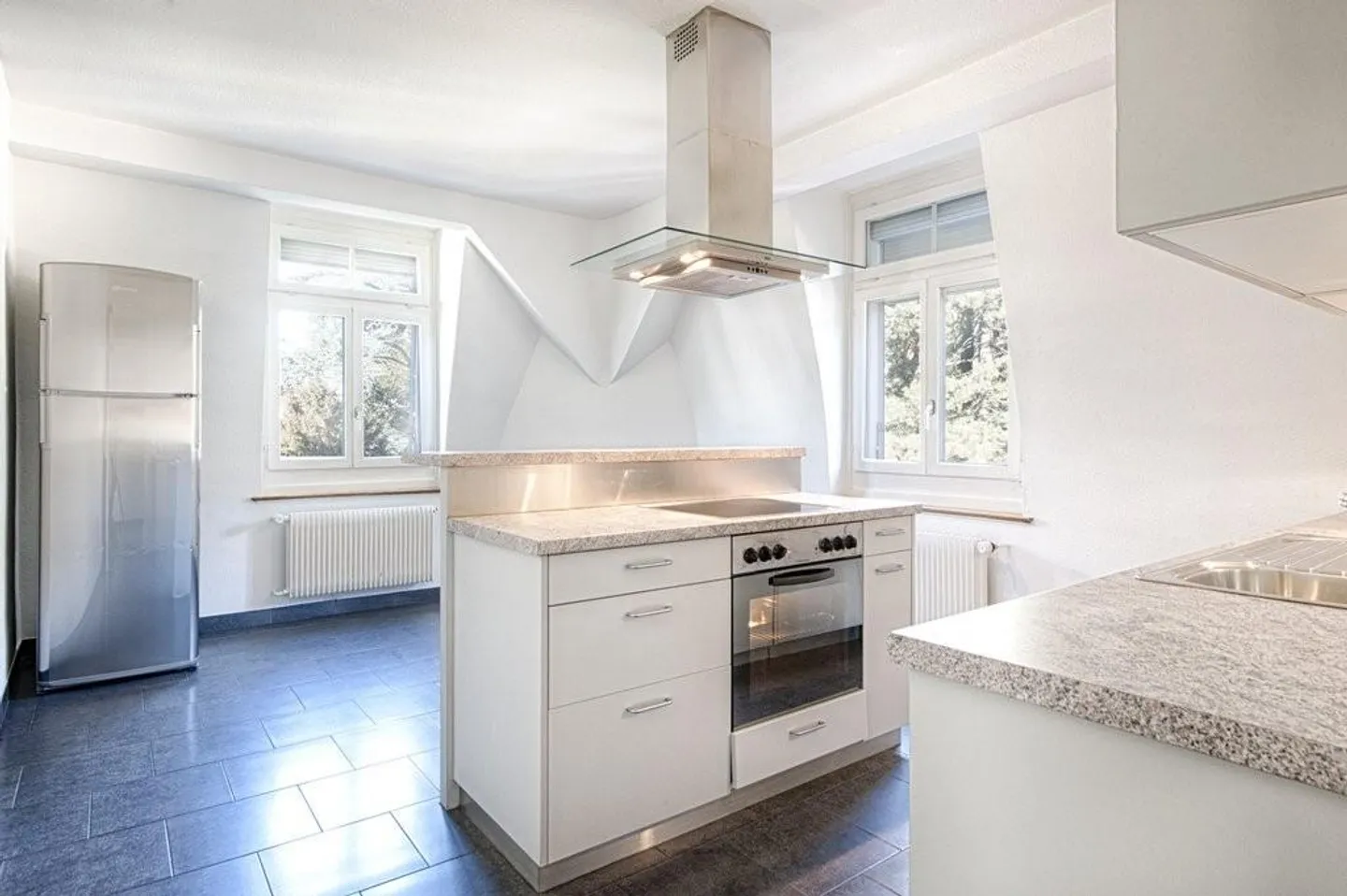 Charmante Wohnung in Thun - Foto 2 von 7