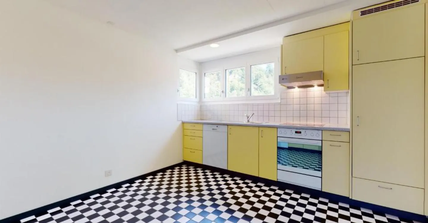 Beautiful duplex apartment with large roof terrace - Photo 3 of 10