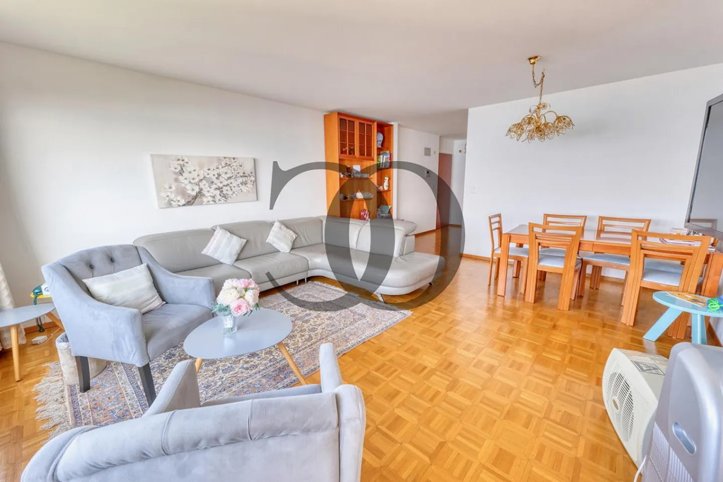 Apartment to renovate with stunning view - Photo 1 of 12