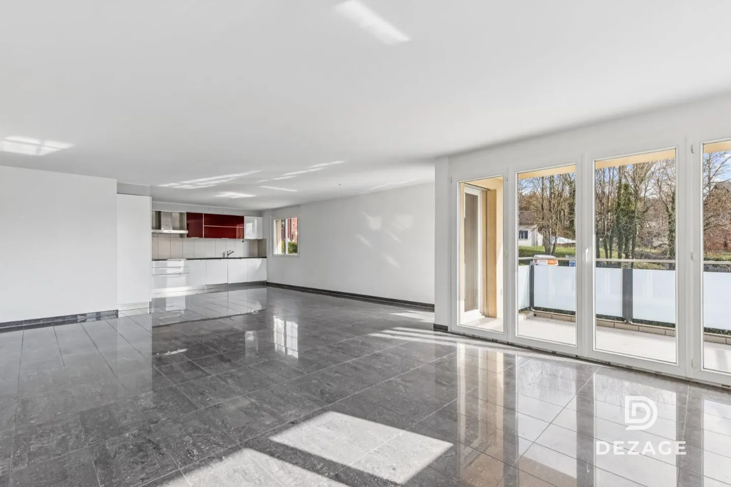 Appartement moderne avec vue château - Photo 2 sur 13