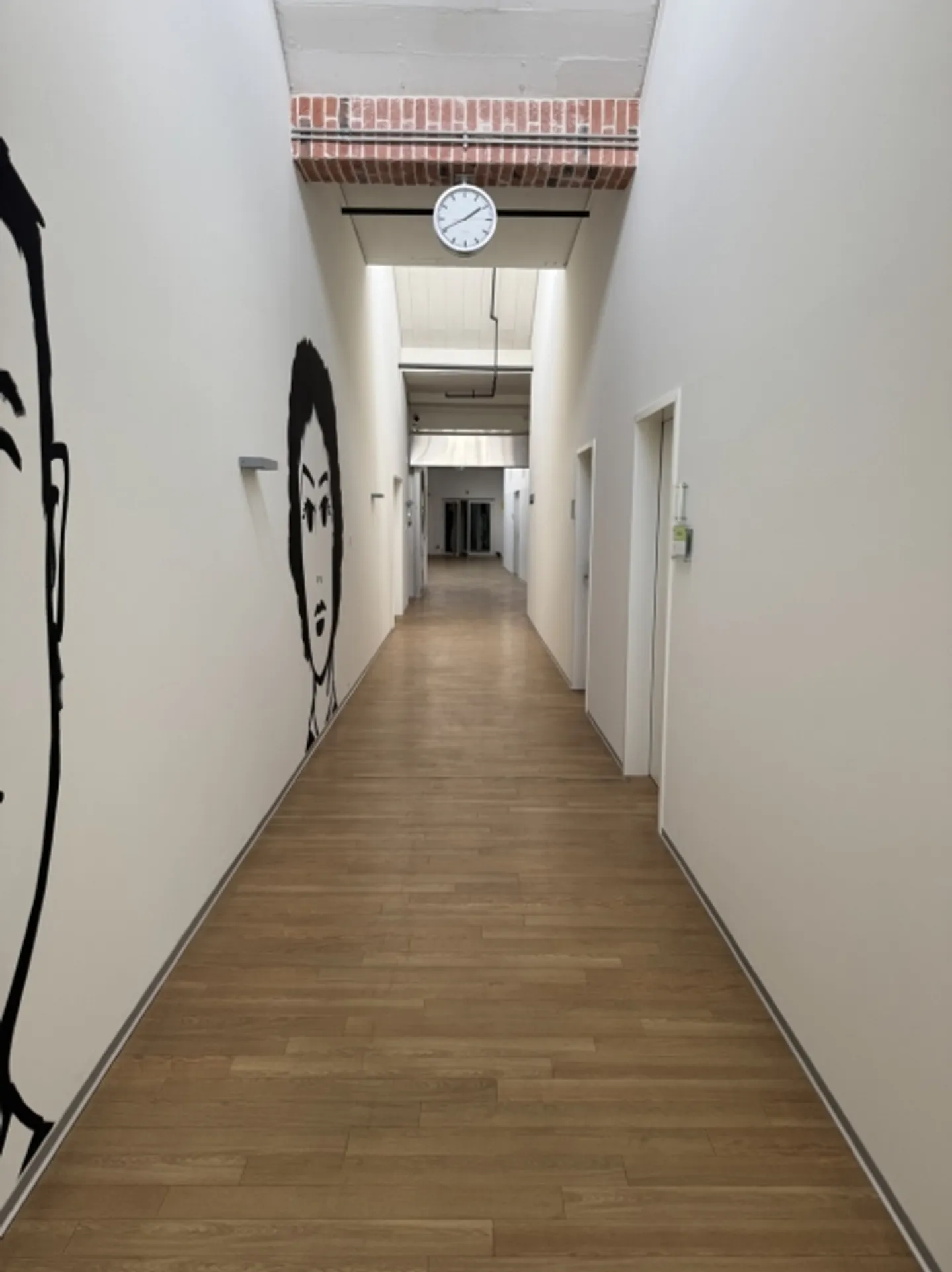 Spazi per uffici o commerciali LOFT luminosi e spaziosi - Foto 6 di 6