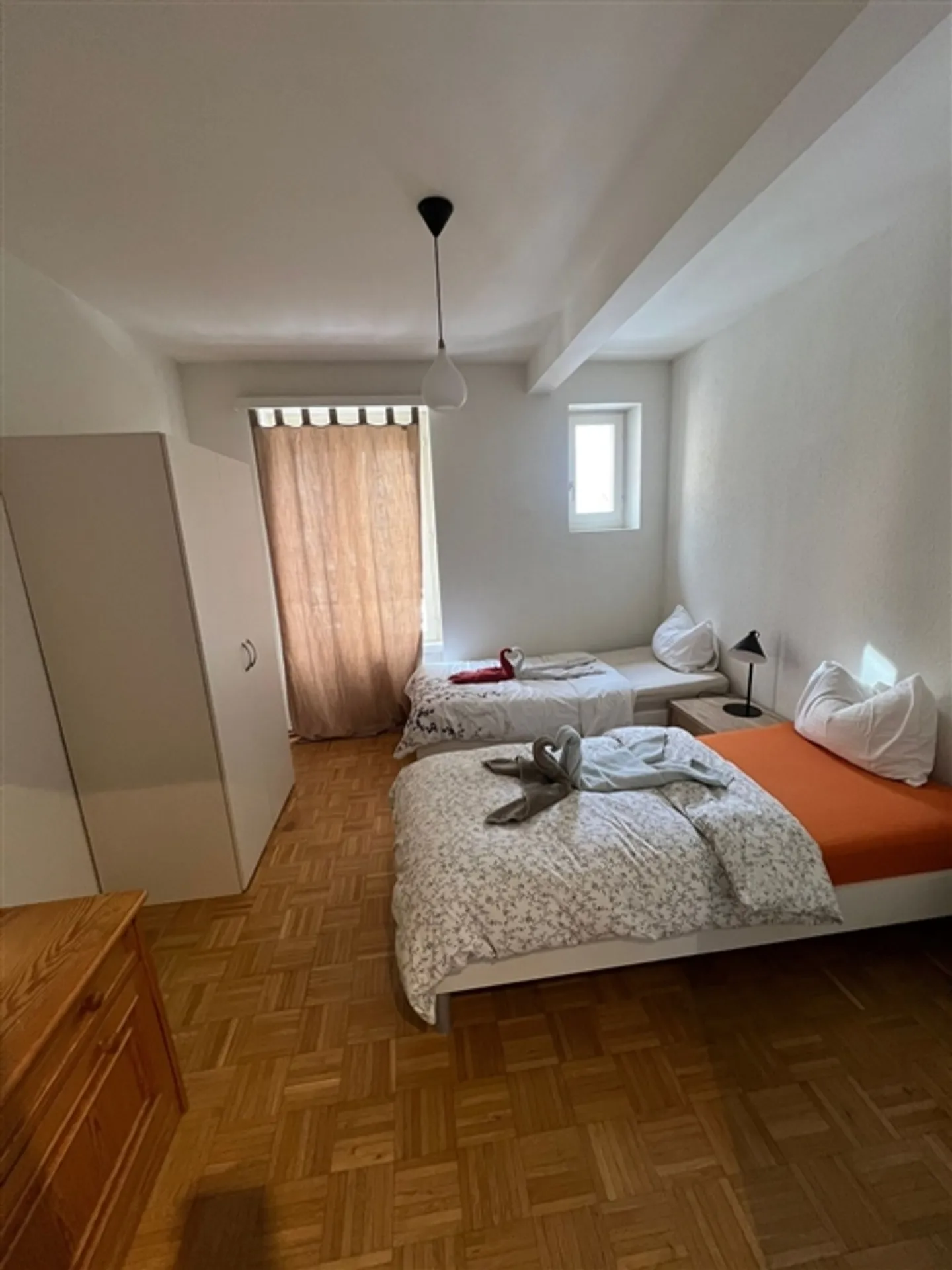 Modernes möbliertes Apartment in Zürich - Foto 5 von 10