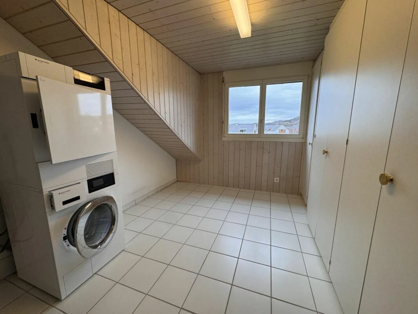 Geräumige Wohnung mit Balkon - Foto 6 von 11