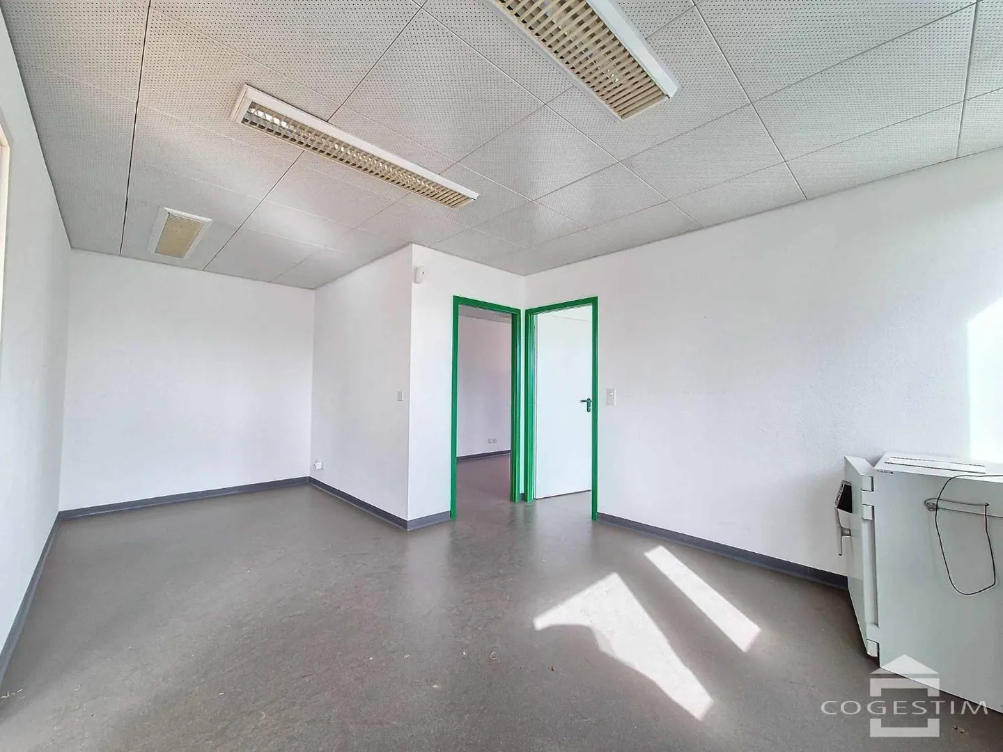 Office - Photo 5 of 9