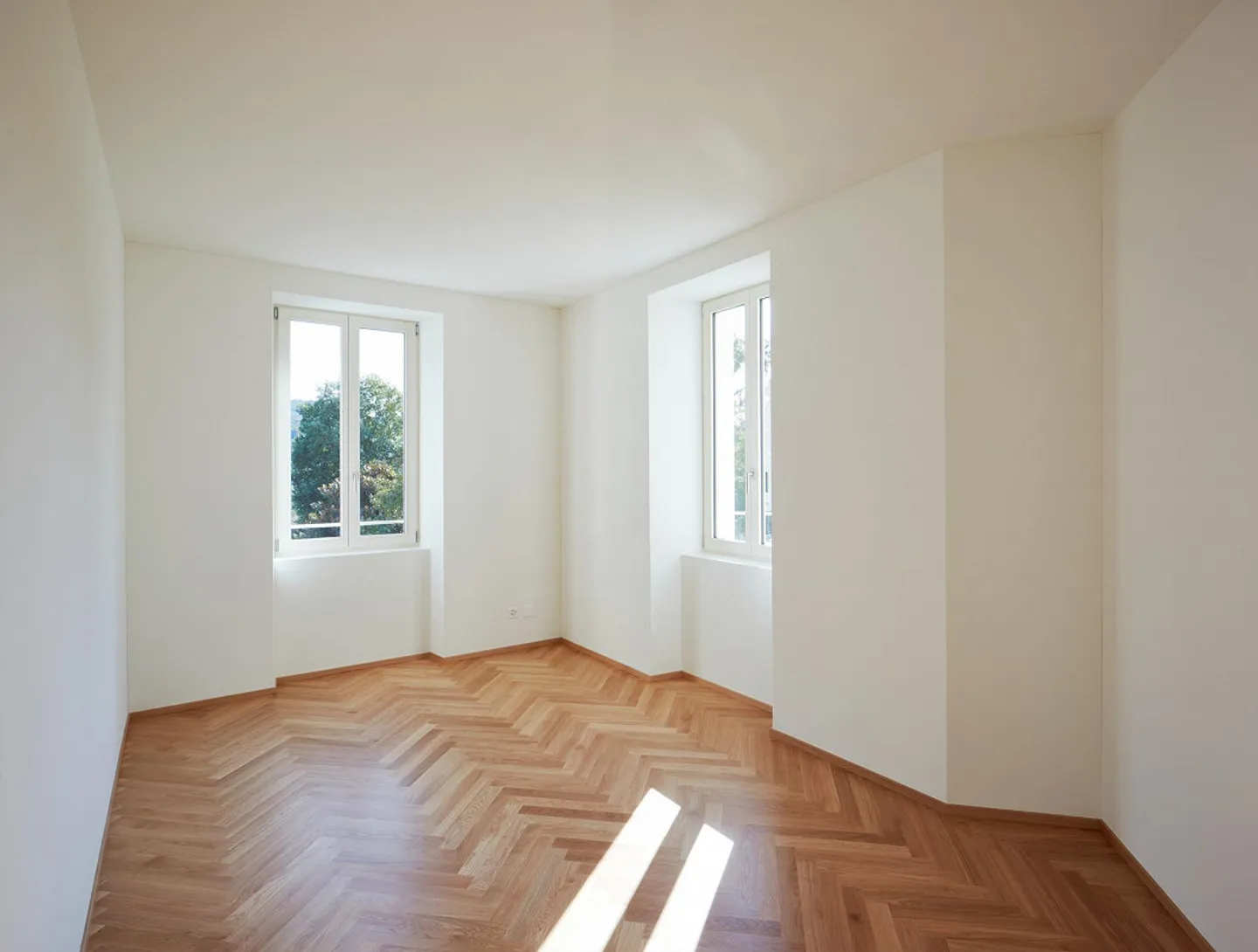 Historic Villa - 4.5 room duplex with large garden - Photo 9 of 13