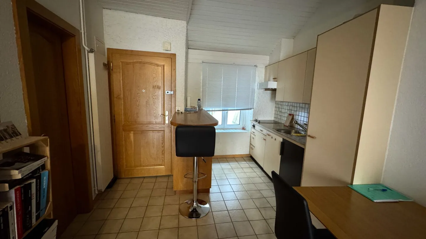 Neuchâtel, Studio mit Balkon im Herzen der Innenstadt - Foto 2 von 5