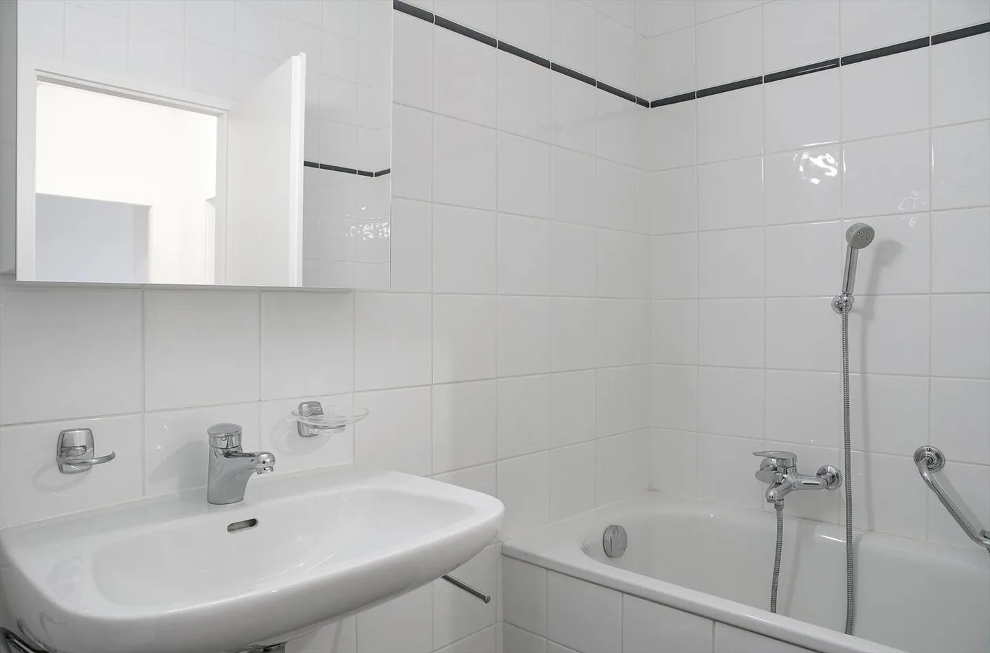 5-Zimmer-Wohnung - Foto 7 von 10