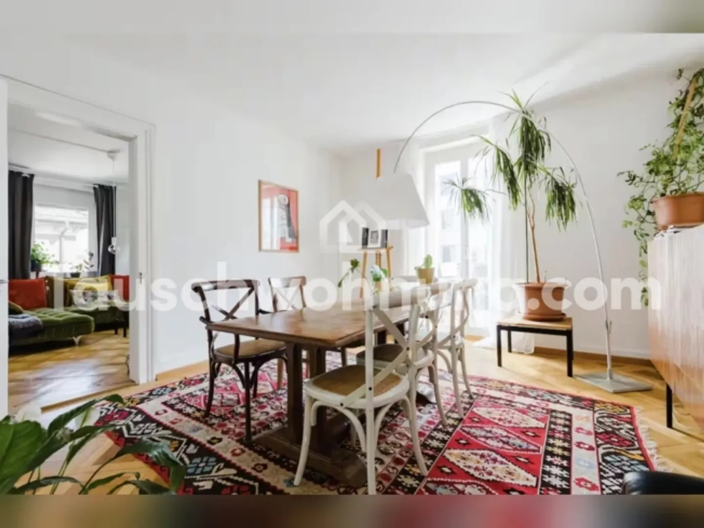[APARTMENT EXCHANGE] Apartment exchange in the heart of Zurich (District 4) - Photo 3 of 11