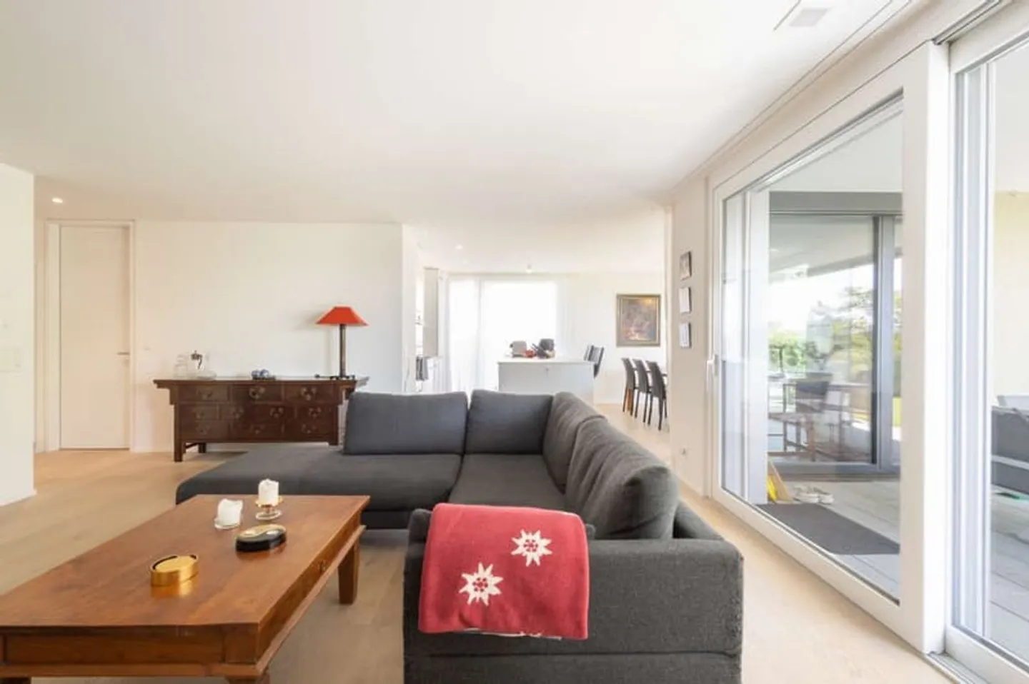 Apartment for rent - Photo 4 of 8