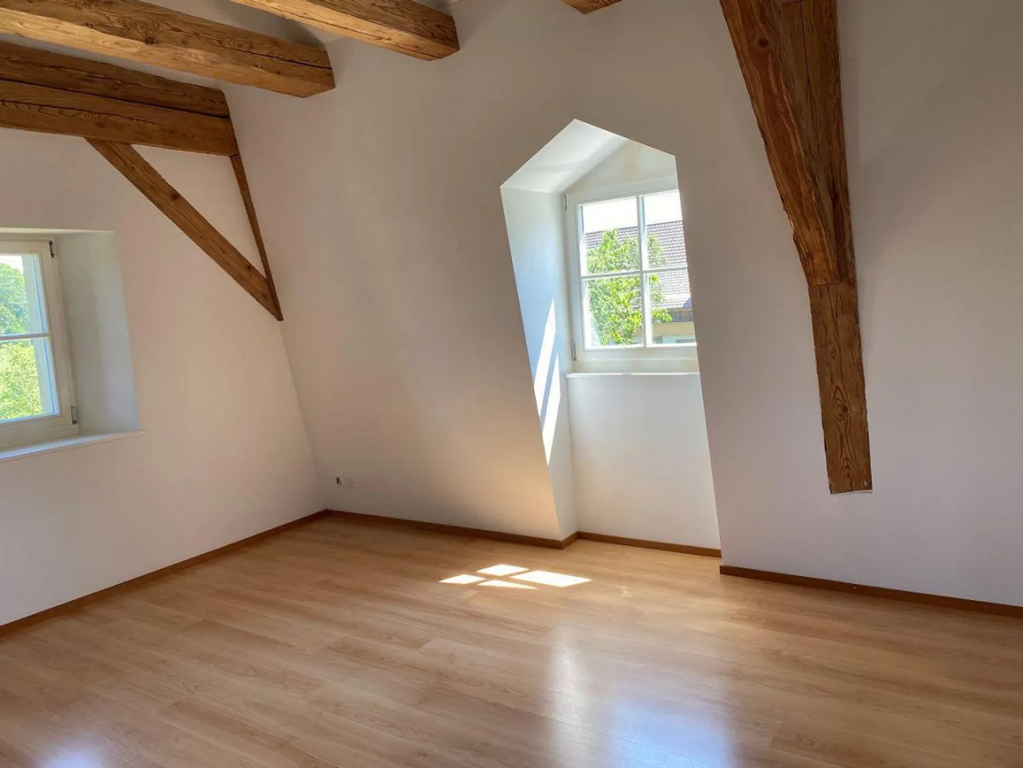 Charming attic apartment in Wabern - Photo 6 of 10