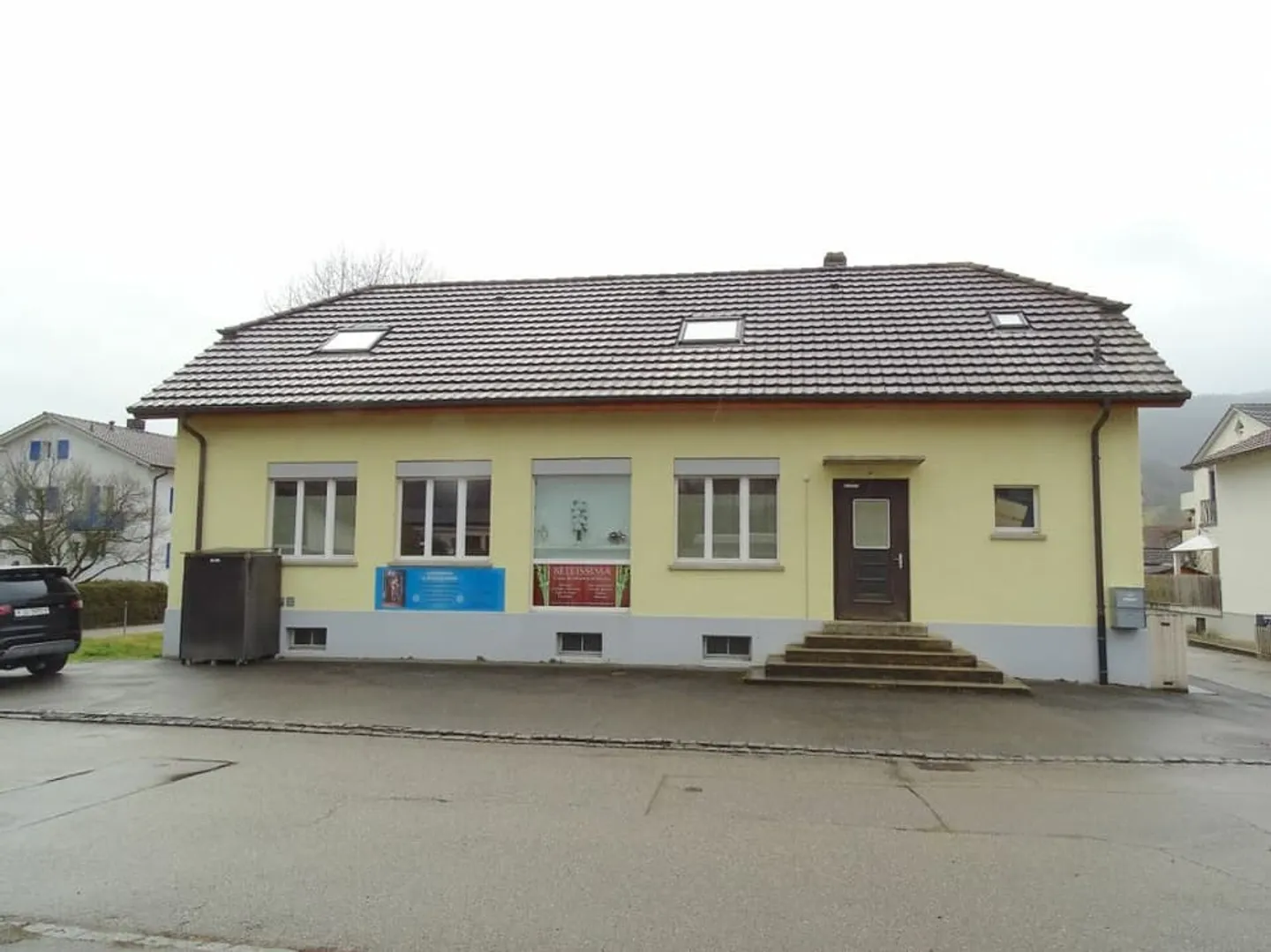 ARI-212 - Mixed-use building - residential and commercial premises - Photo 3 of 13