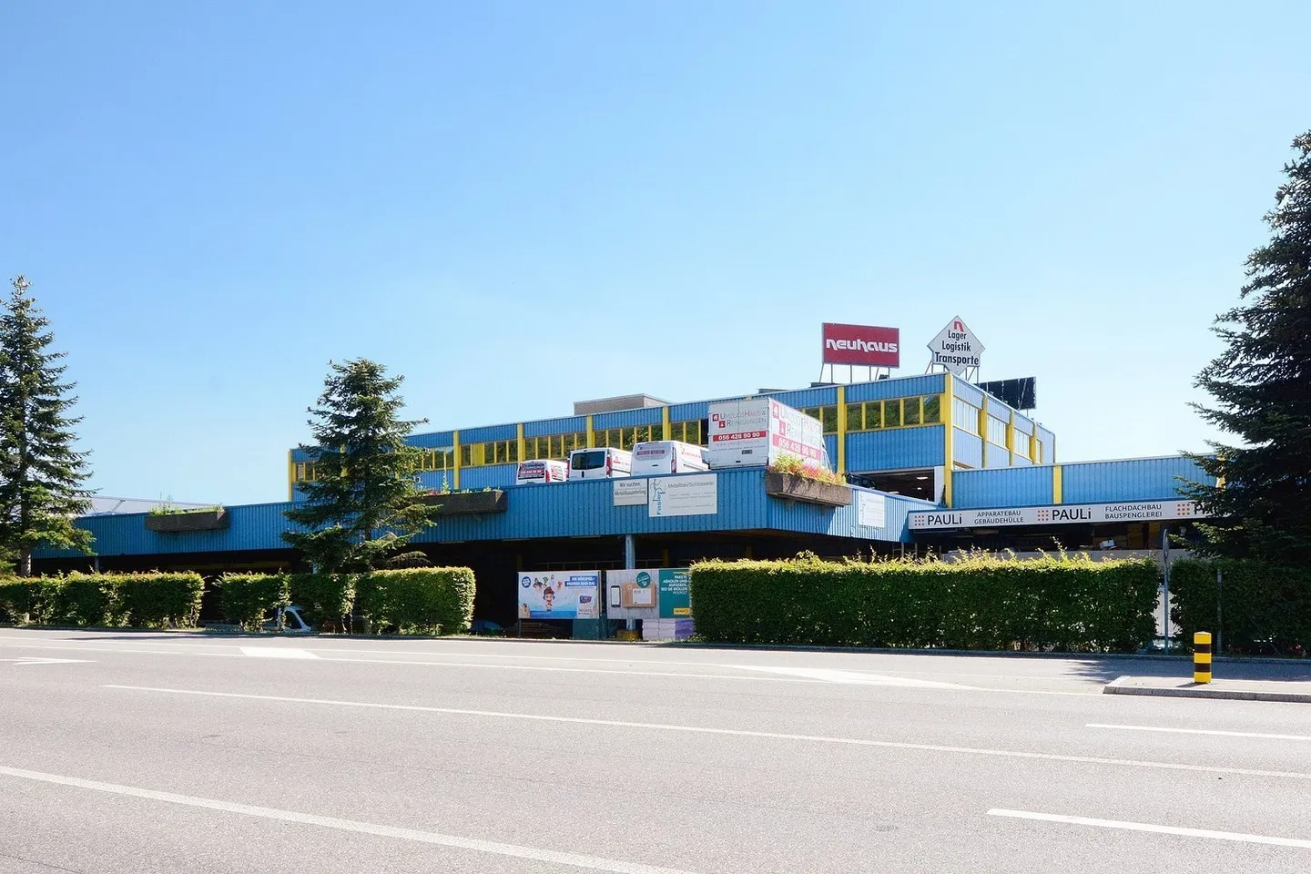 Environ 255 m² d'espace de stockage dans un immeuble commercial directement sur l'A1 - Photo 3 sur 5