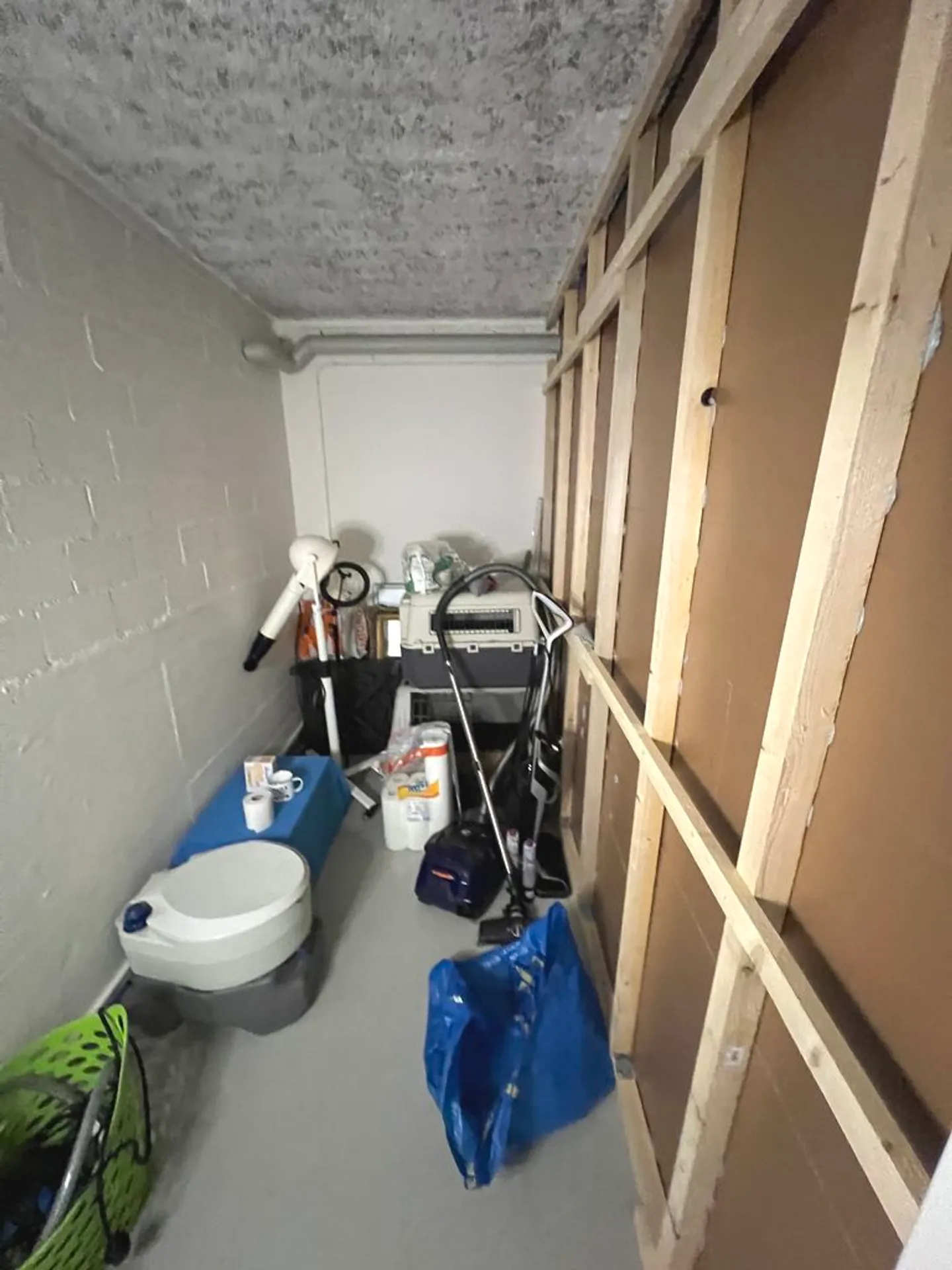 Your new studio in the green! - Photo 8 of 10