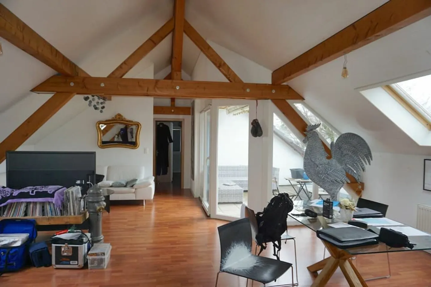 ARI-212 - Mixed-use building - residential and commercial premises - Photo 6 of 13