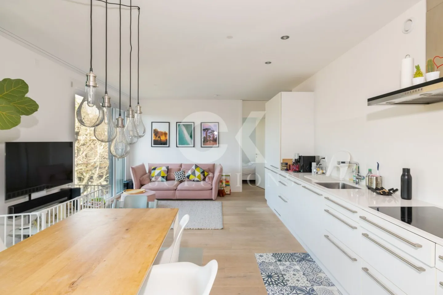 Open Design, Sustainable Construction - Your Dream Home in the Beautiful Hirzbrunnen Quarter - Photo 7 of 12