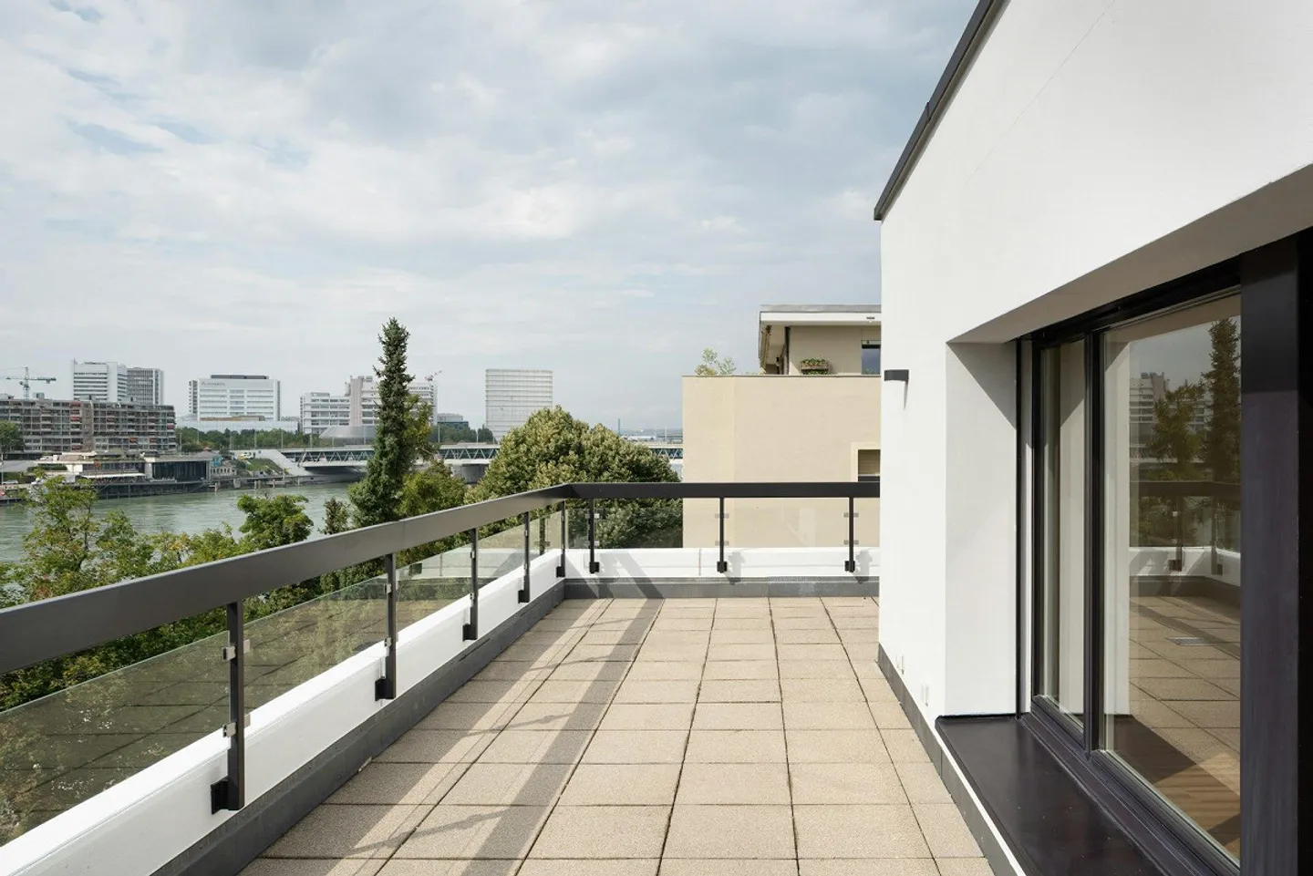 Rheinromantik: La tua nuova casa nel cuore di Basilea - Appartamento duplex 5.5 - Foto 10 di 13