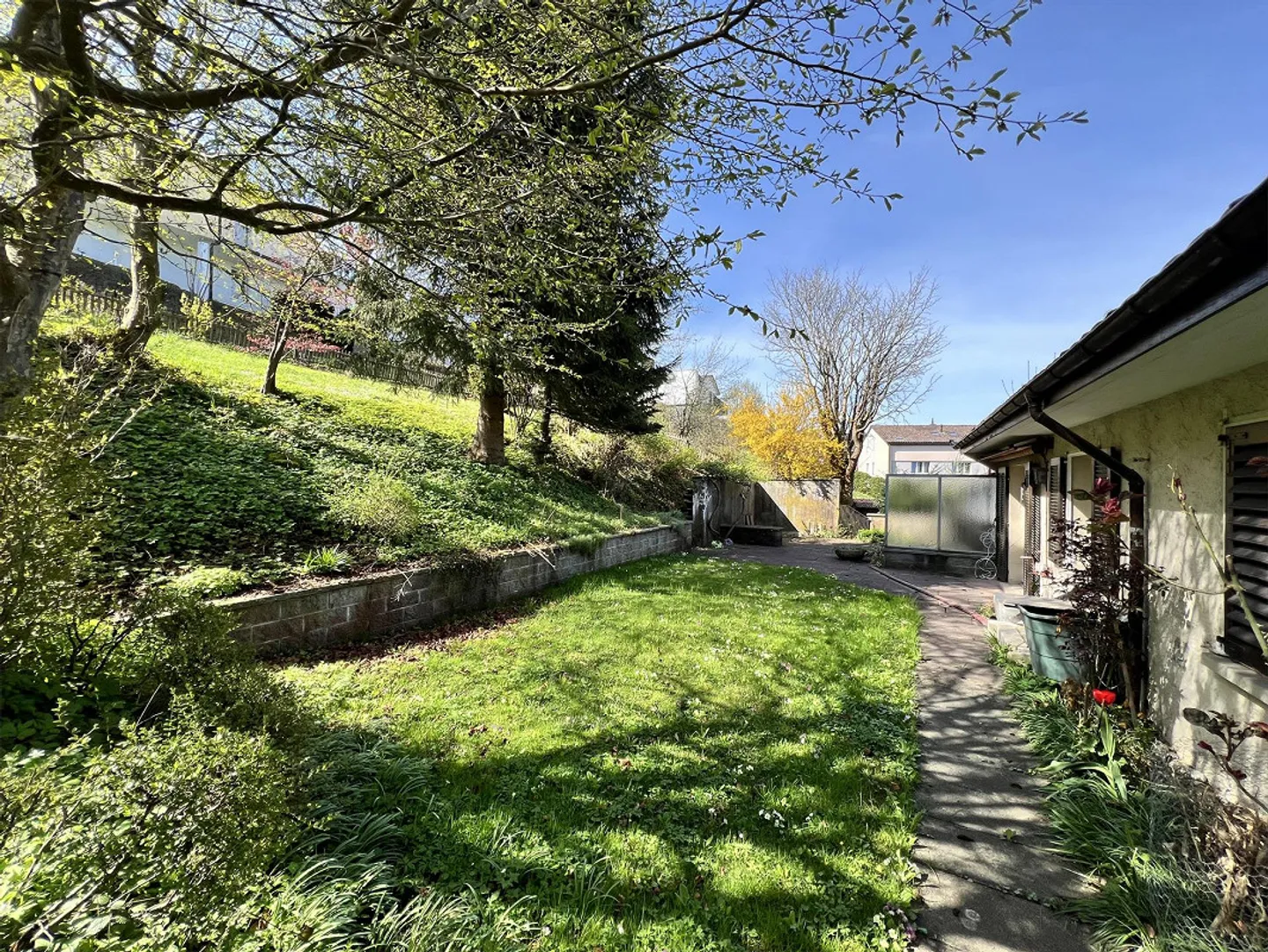 For Sale in a Beautiful Location - Photo 5 of 9