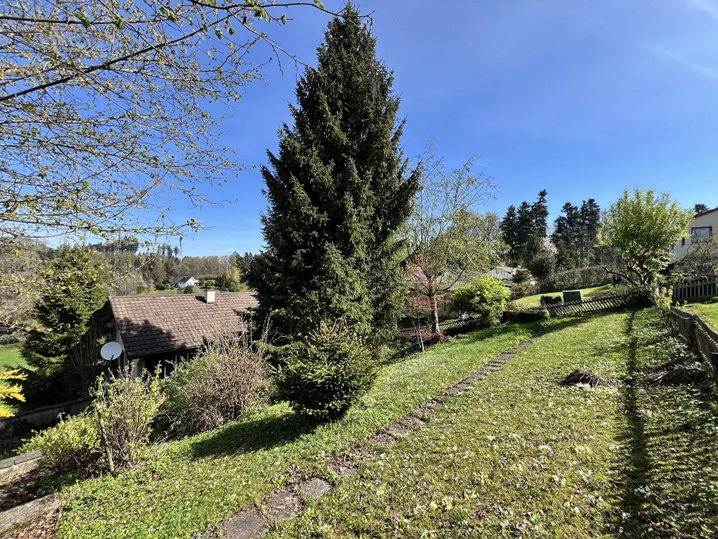 For Sale in a Beautiful Location - Photo 7 of 9