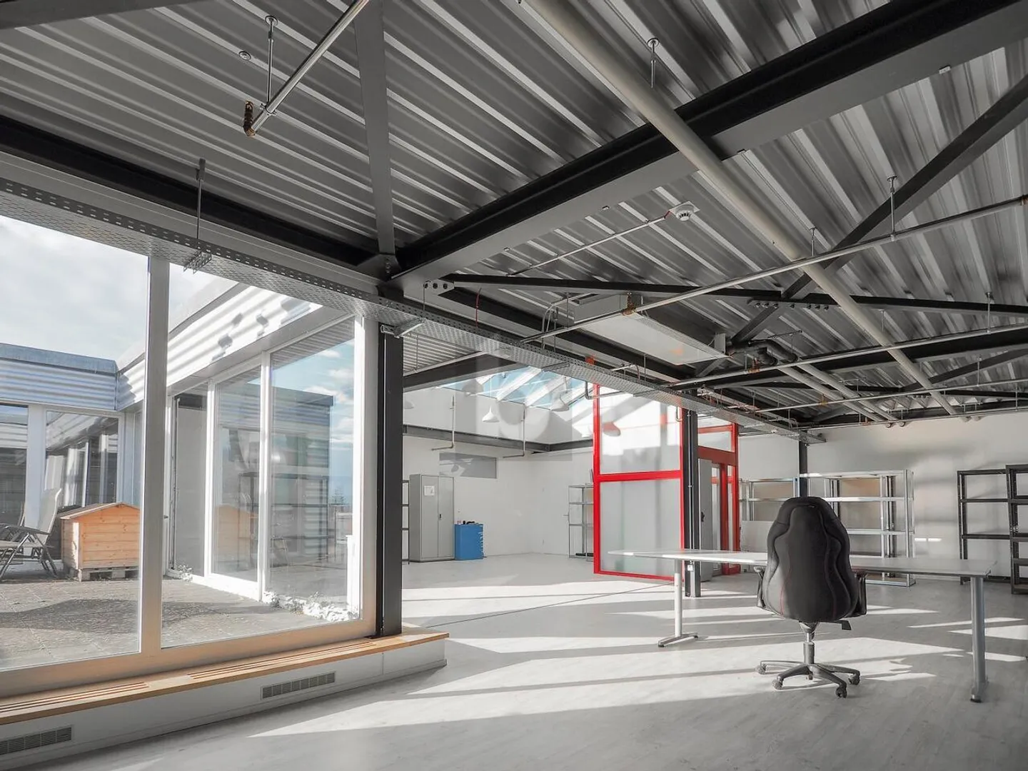 Office space for rent - Photo 4 of 6