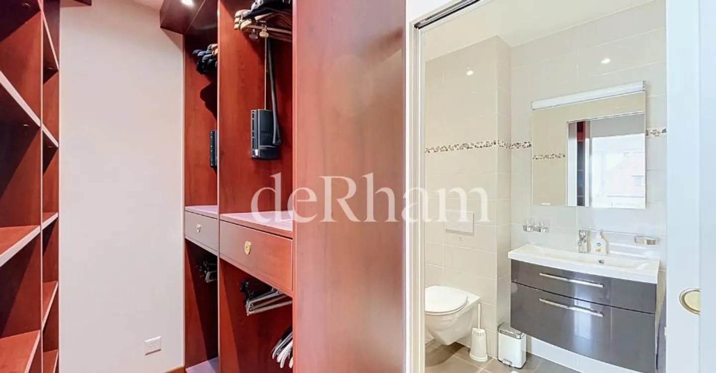 Appartement Charmant avec Vue sur le Lac - Photo 7 sur 10