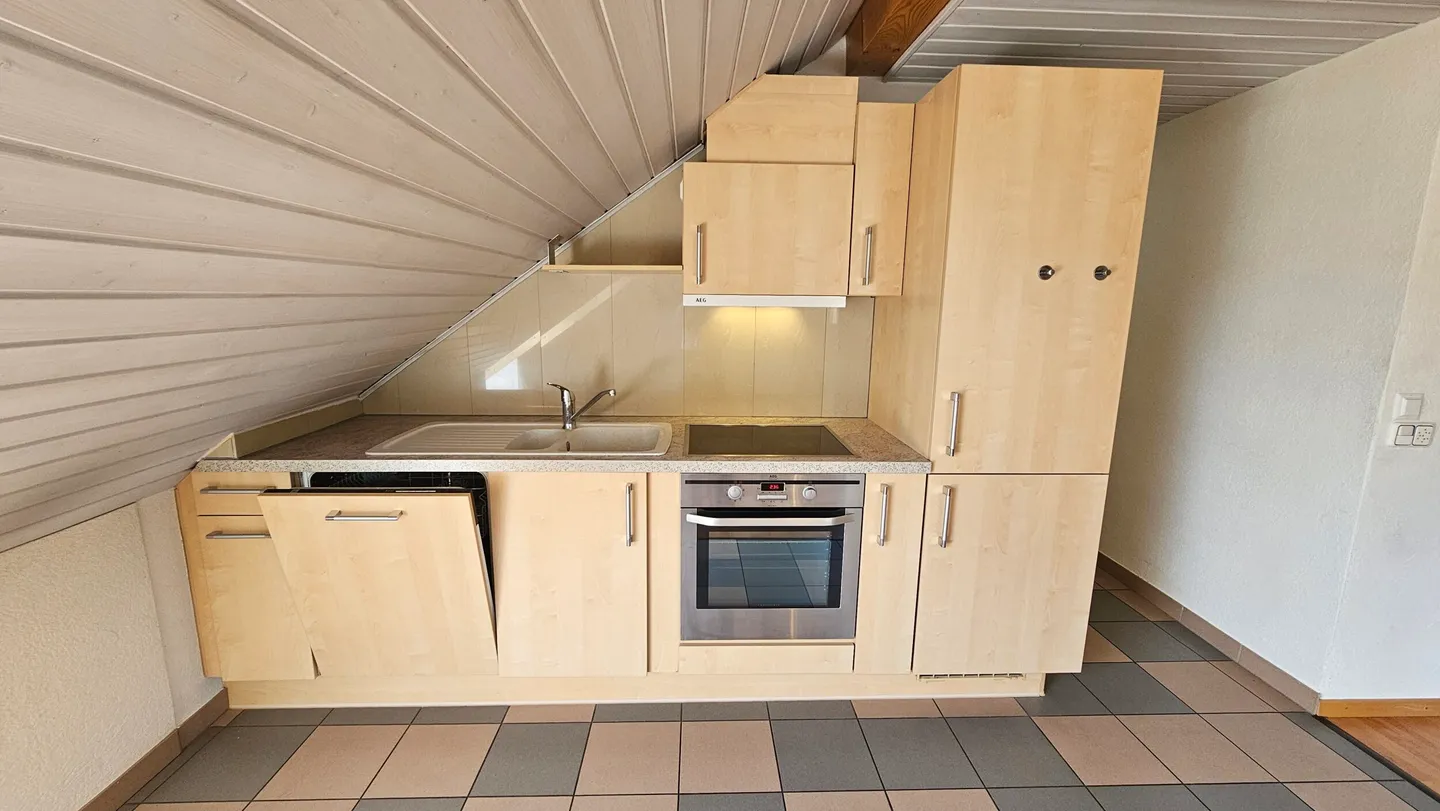 Charmant appartement 2.5 pièces - Photo 3 sur 13