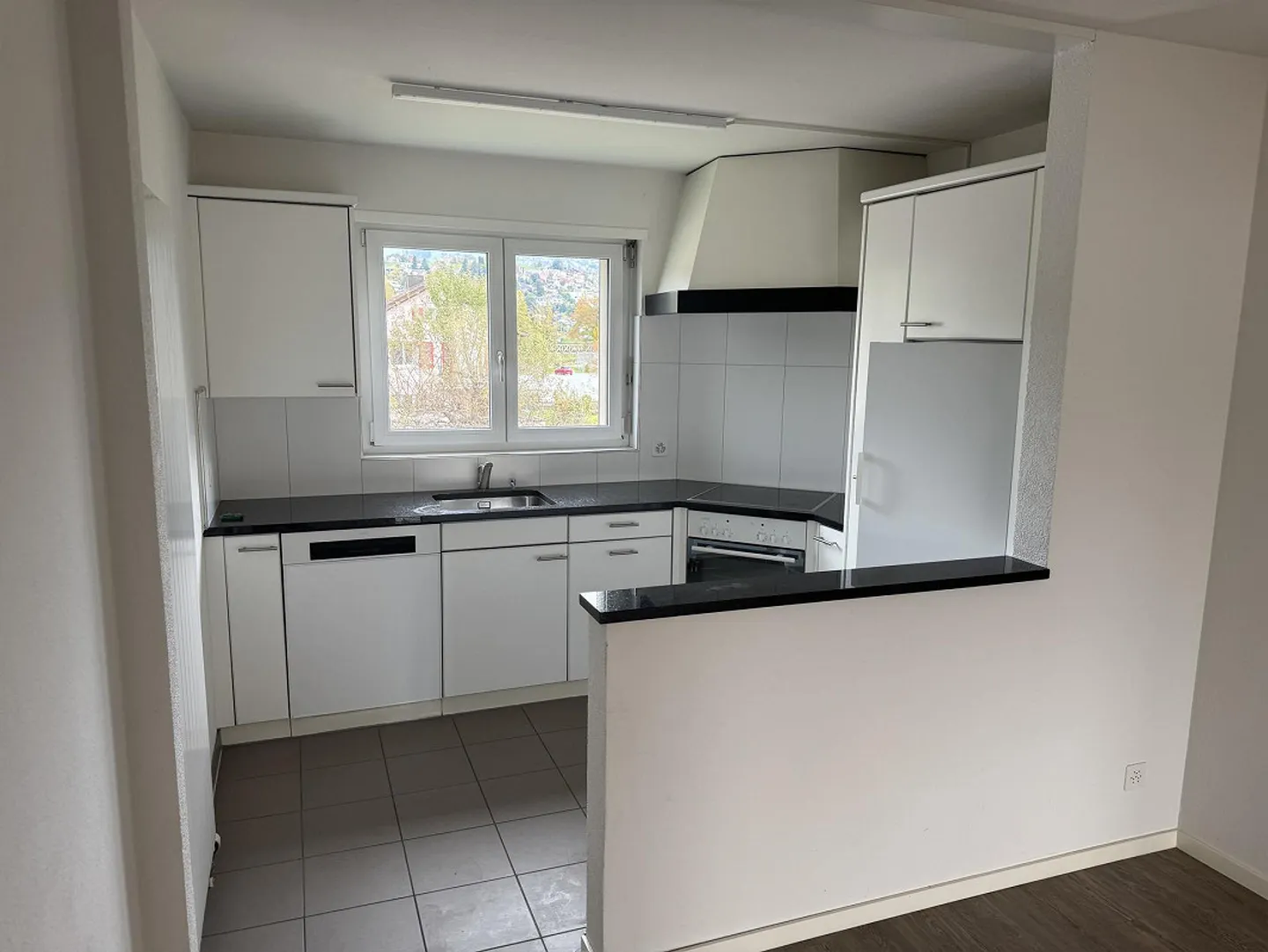 3.5 room apartment with balcony - Photo 2 of 7