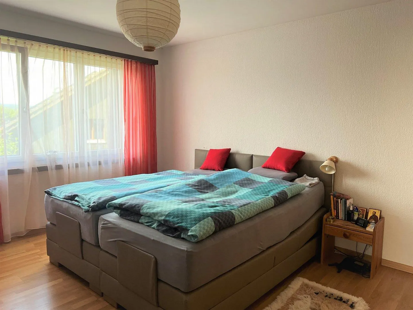 Family-friendly single-family house with large garden in Uhwiesen - Photo 12 of 15