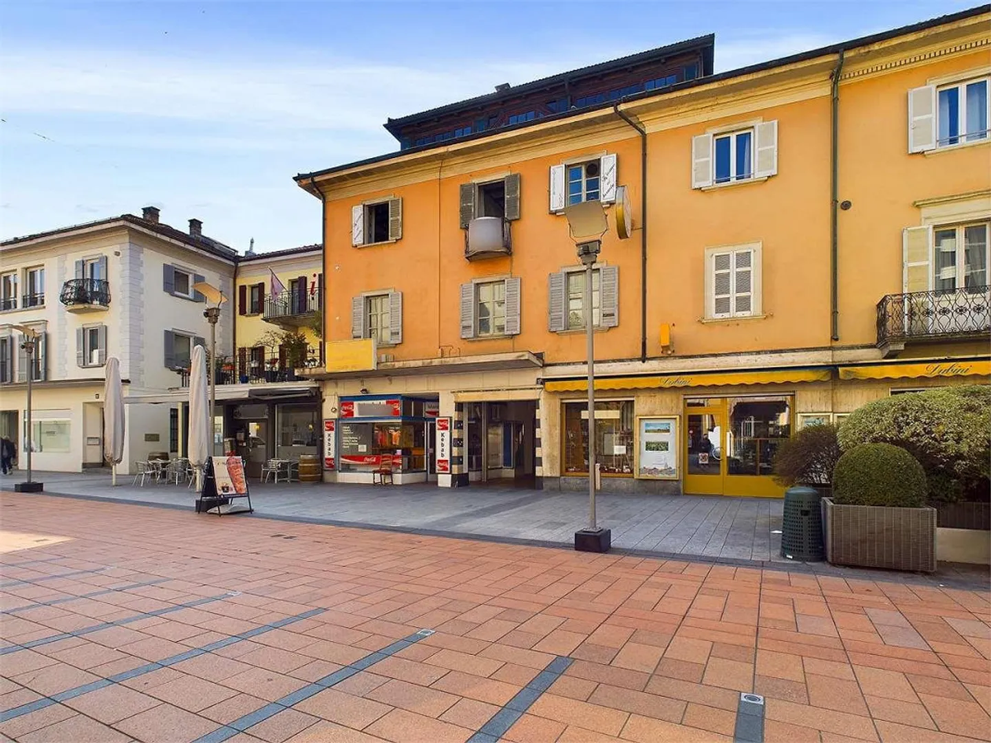 Edificio ad alta redditività in vendita a Chiasso - Foto 2 di 13