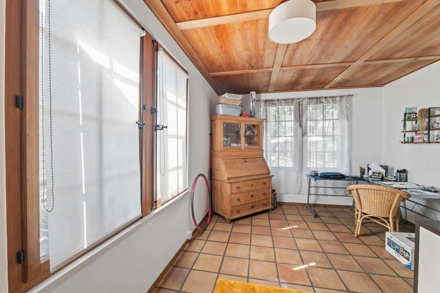 Charme historique. Grand espace de vie de 182 m². Jardin privé. - Photo 4 sur 13