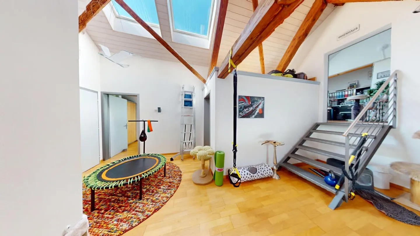 4.5-ZIMMER-MAISONETTE-DACHWOHNUNG IM HISTORISCHEN ZUM ARABER - Foto 1 von 12