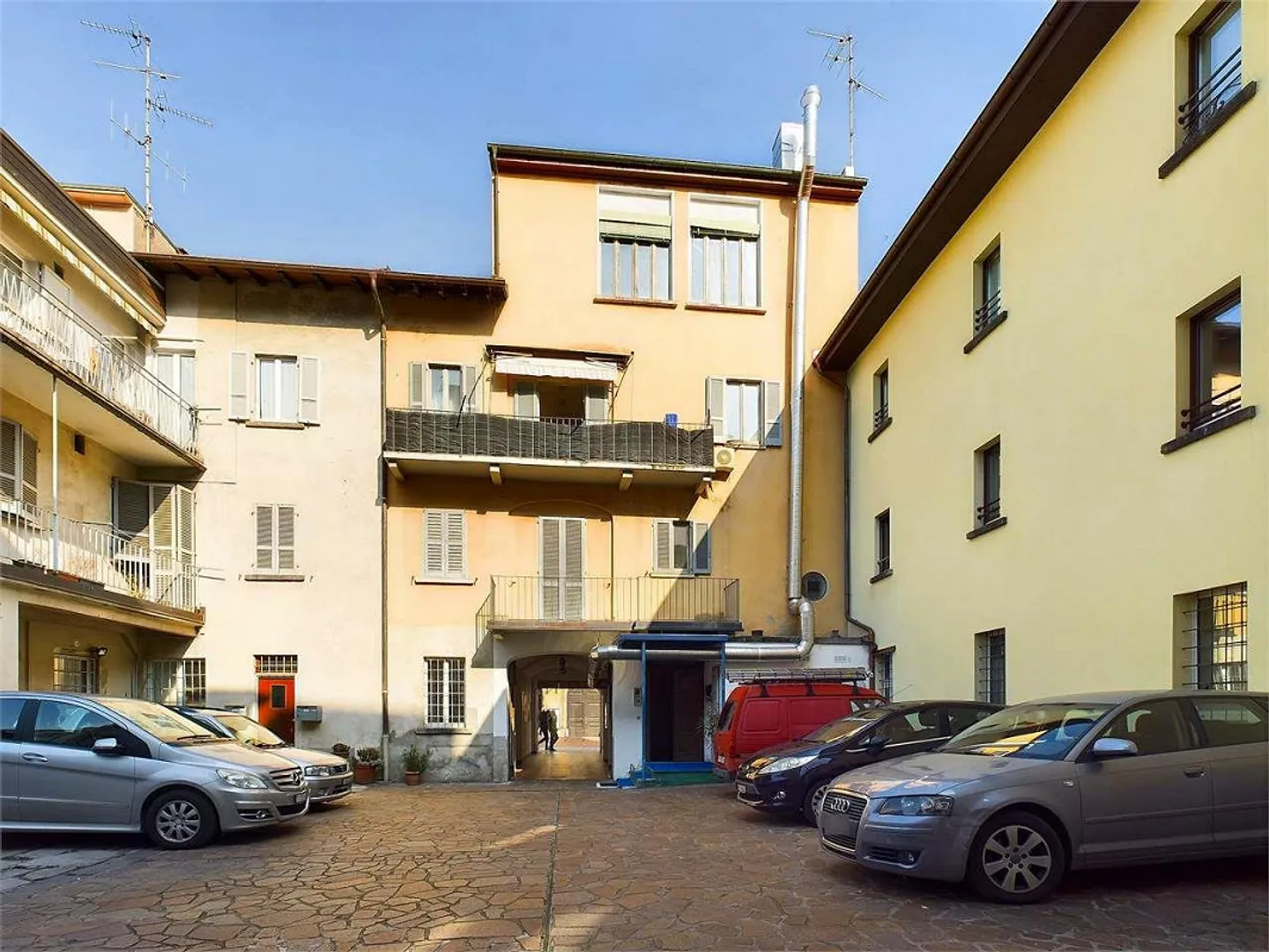 Edificio ad alta redditività in vendita a Chiasso - Foto 12 di 13