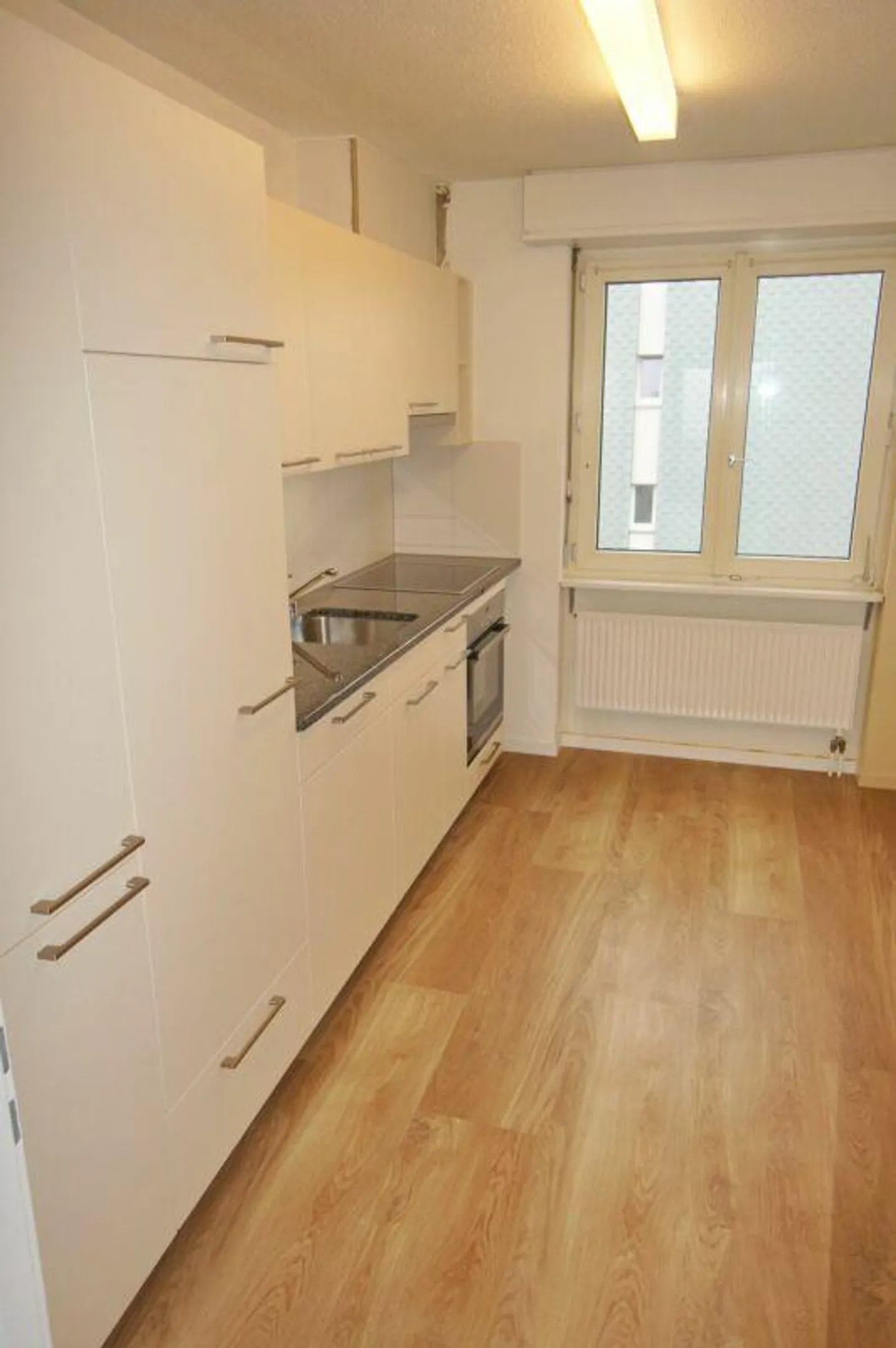 Bell'appartamento di 4,5 stanze a Thun, in una posizione privilegiata - Foto 5 di 14