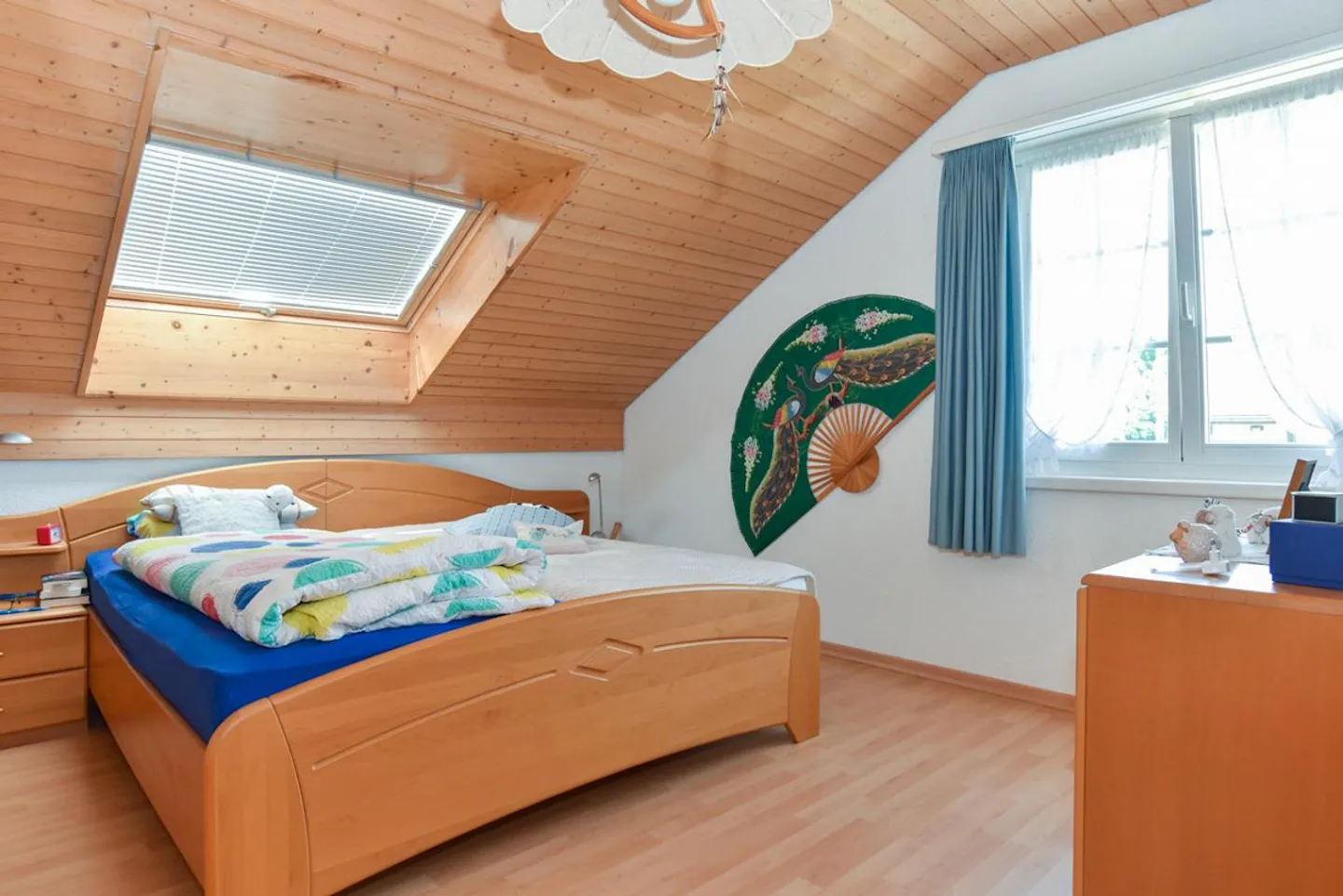 Detached single-family house with large garden in a preferred location - Photo 10 of 17