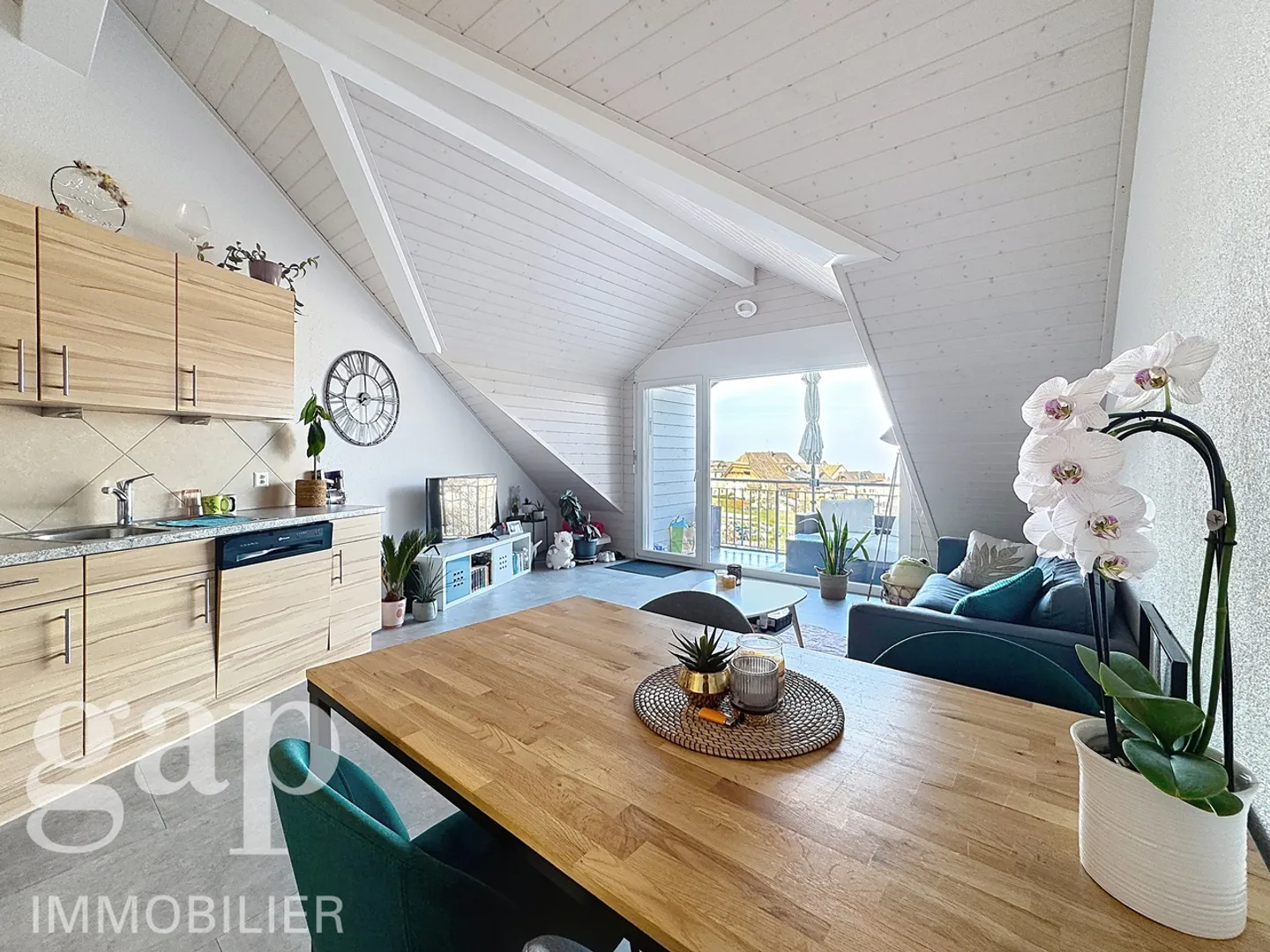 2.5 Room Apartment - Photo 1 of 7